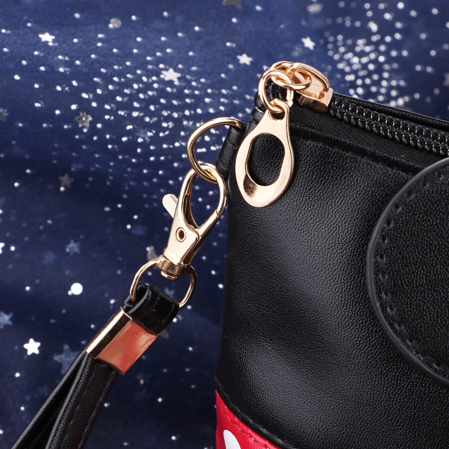 Cute Cartoon Leather Travel Makeup Bag for Women & Girls - Portable Cosmetic Organizer & Toiletry Pouch - Perfect for Vacation, Gym, School & Daily Use (Black)