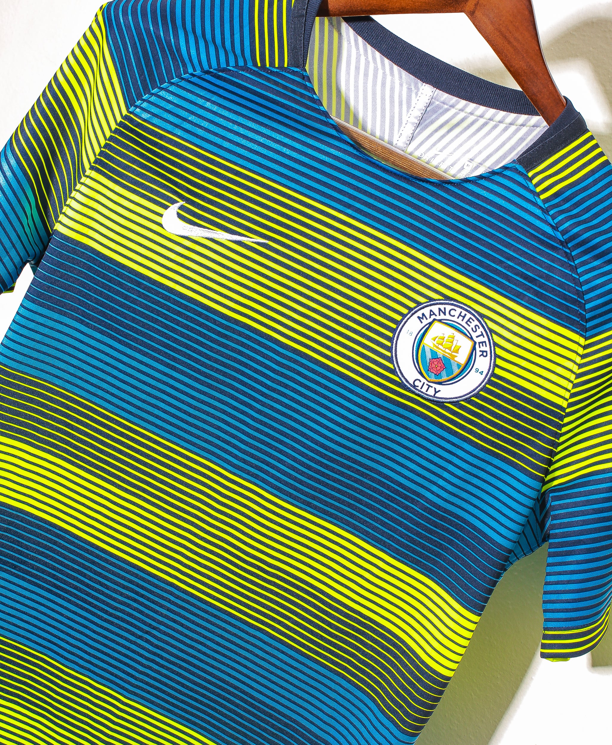 2008 Manchester City FC Training Jersey (Men's) - Authentic Soccer Jersey for Fans, Collectors & Match Days