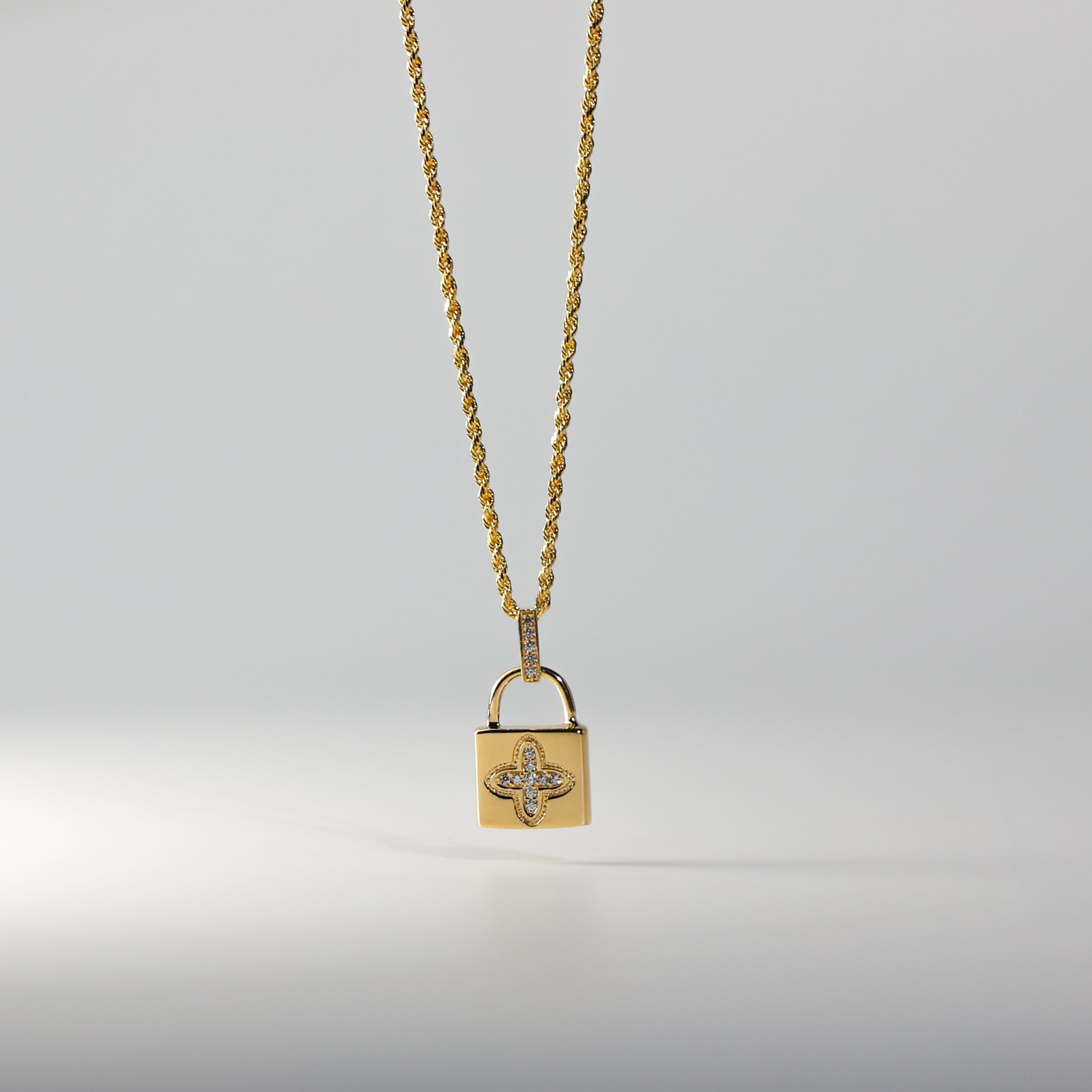 18K Gold Plated Cubic Zirconia Heart Lock Pendant Necklace - Elegant Jewelry Gift for Women, Perfect for Valentine's Day, Anniversary & Special Occasions