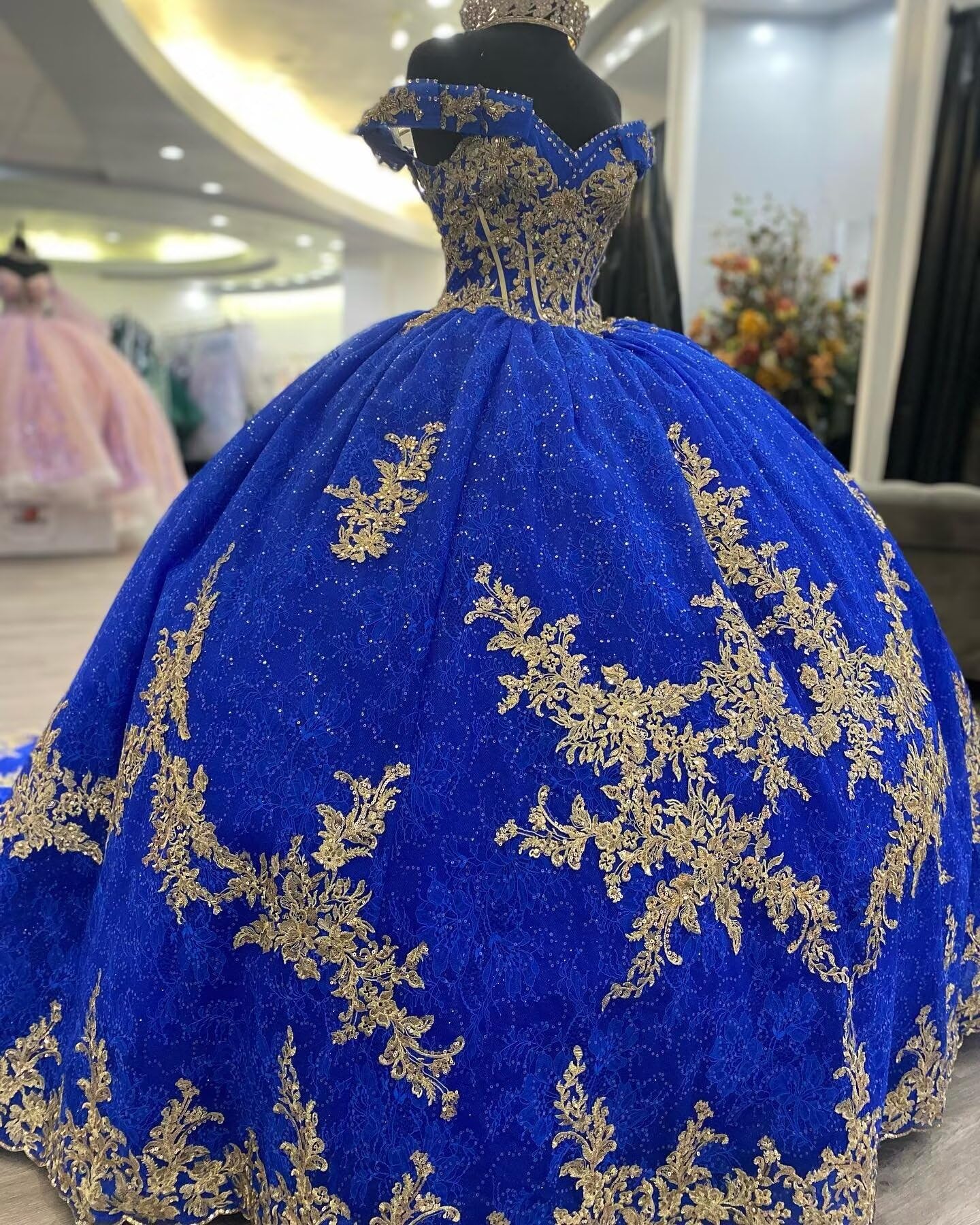 Boho Off Shoulder Ball Gown Quinceanera Dress - Mexican Gold Embroidered Glitter Tulle Prom Evening Dress 2025 - Perfect for Quinceañeras, Prom Nights, Weddings & Special Occasions