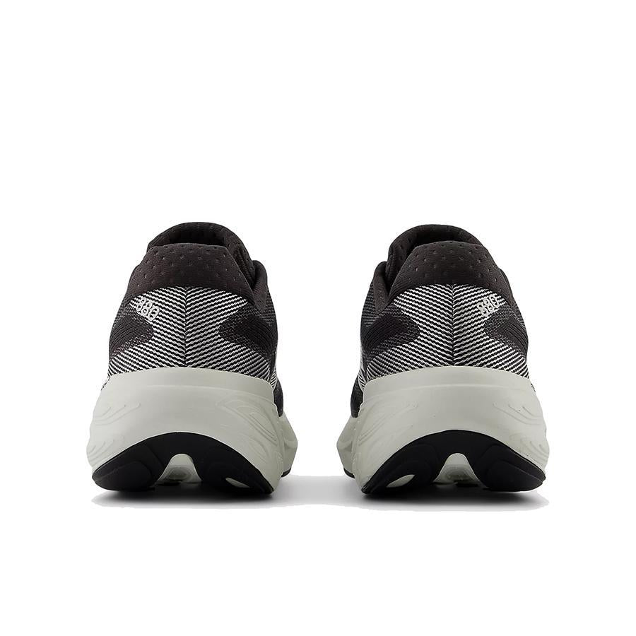 New Balance Women's 880v15 Wide Running Shoes - Lightweight Cushioned Sneakers for Jogging, Walking & Gym Workouts