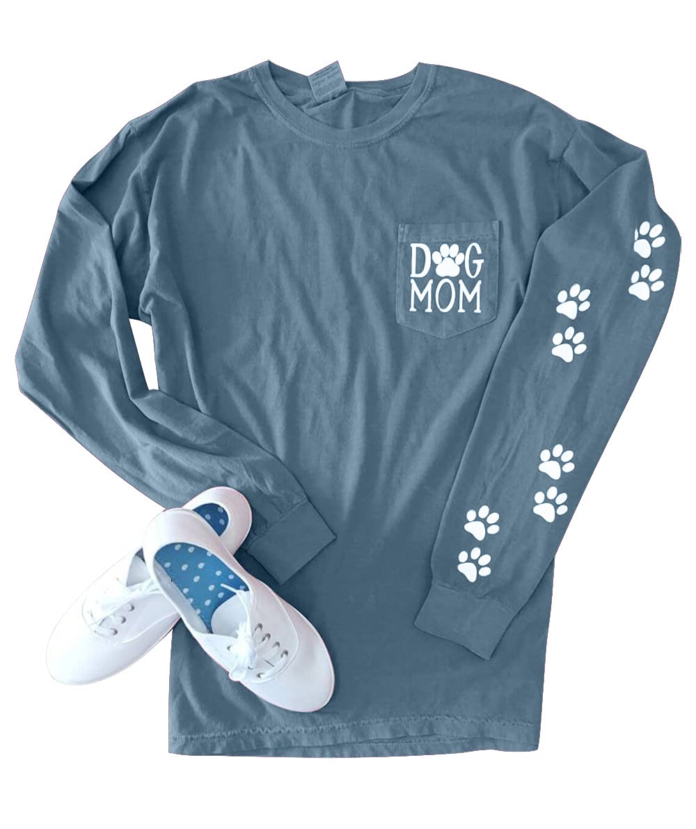 Dog Mom Pullover Sweatshirt - Women's Cute Dog Lover Graphic Tee with Paw Print Design & Patch Pocket, Long Sleeve Casual Shirt - Perfect for Dog Walks, Pet Lover Gifts & Cozy Outfits