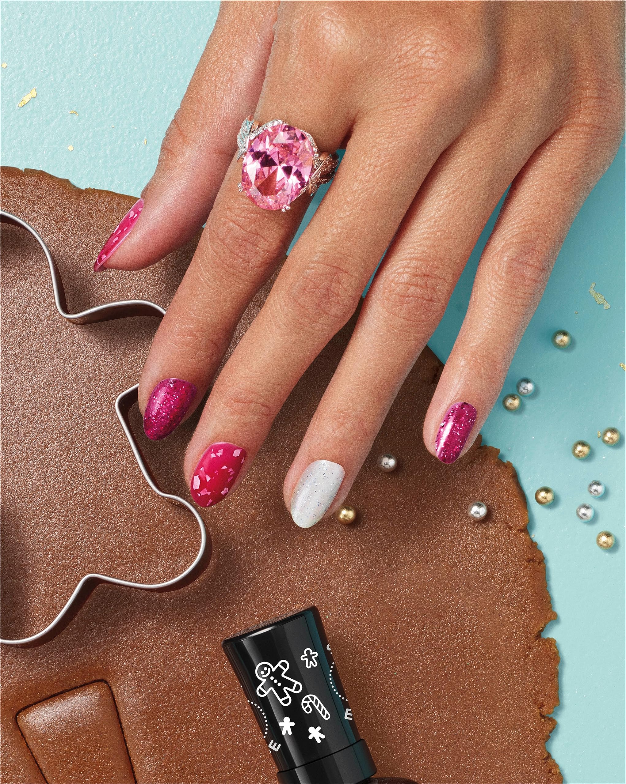 Sally Hansen Miracle Gel™ Holiday Gold Glitter Nail Polish - Long Lasting Gel-Like Formula, No UV Lamp Needed - Perfect for Christmas Parties, New Year Celebrations & Festive Nail Art