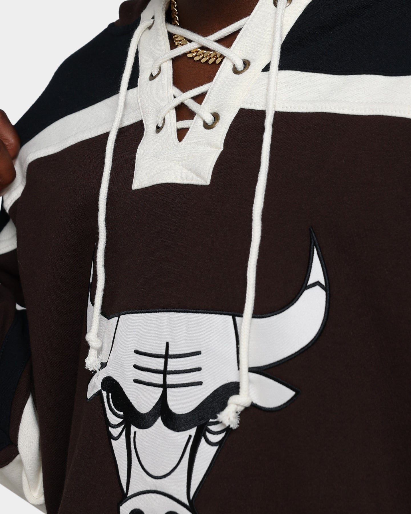 47 Brand Chicago Bulls Superior Lacer Hoodie Brown - Men's NBA Team Pullover Sweatshirt for Basketball Fans & Streetwear Fashion