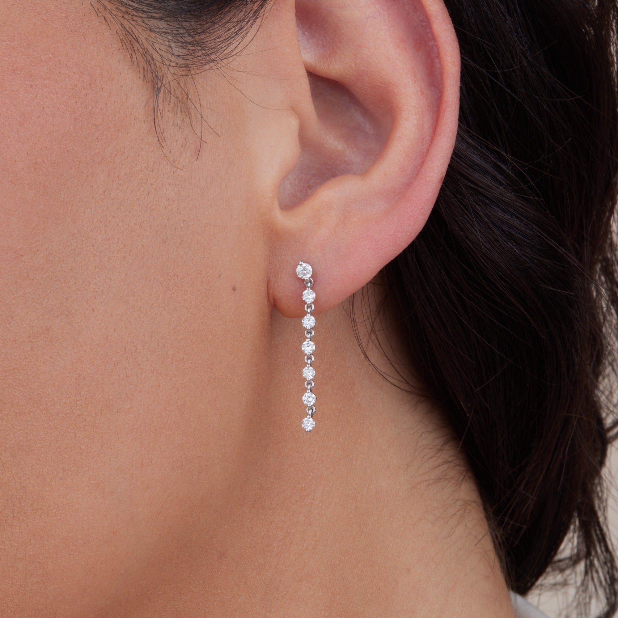 Diamond Stud Earrings for Women - Elegant & Sparkling Jewelry for Parties, Weddings & Everyday Wear