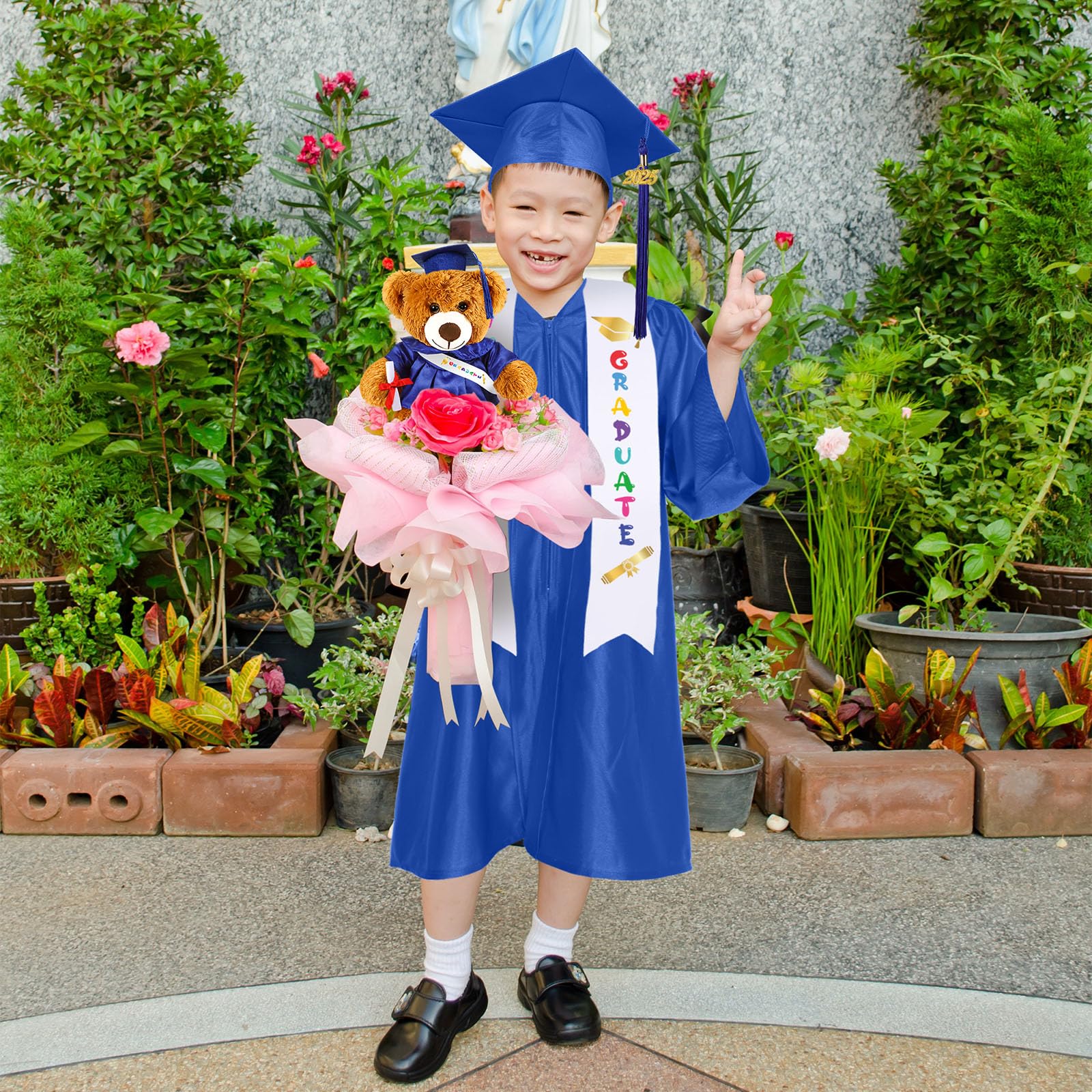 Sintuff 7-Piece Kindergarten Graduation Gown Set with Cap, Stole, Tassel & Sash - Preschool Graduation Accessories for Boys & Girls - Perfect for 2024 Graduation Ceremonies & Photo Shoots