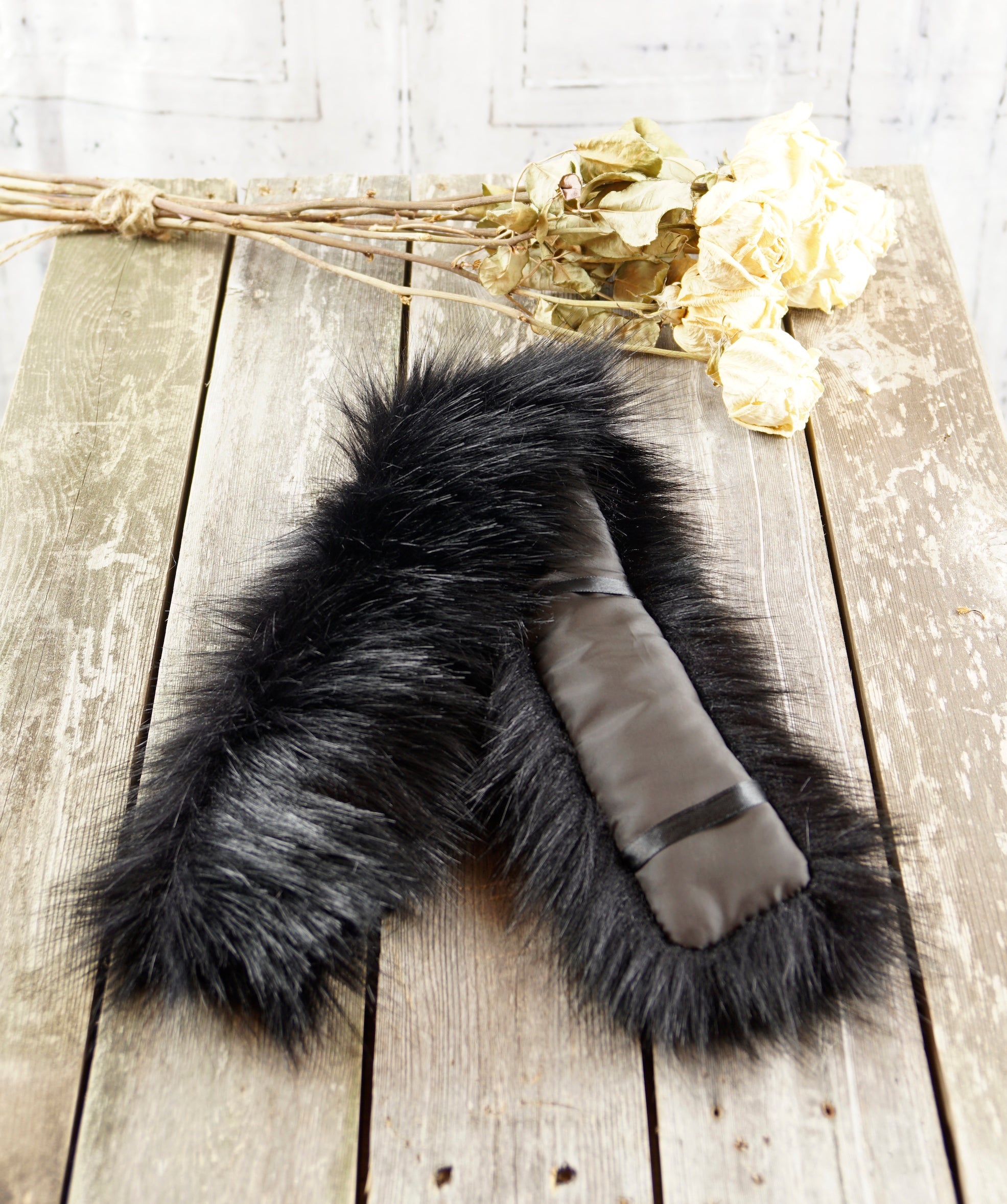 Stylish Olette Faux Fur Scarf for Women - Soft Winter Fashion Accessory (Black) | Perfect Christmas Gift & Cold Weather Essential