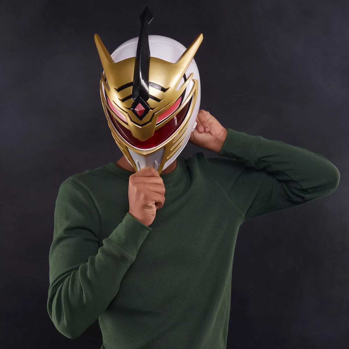 Power Rangers Lightning Collection Lord Drakkon Helmet - Premium Collectible Replica for Cosplay, Display & Fan Events - Perfect for Halloween, Comic Con & Themed Parties