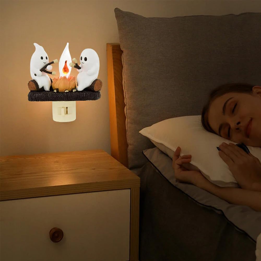 Ghost Campfire Flickering LED Night Light - Halloween Pumpkin Decor Plug-in Wall Light (0.5W) for Spooky Room Decorations, Bedroom Ambiance & Halloween Party Decorations