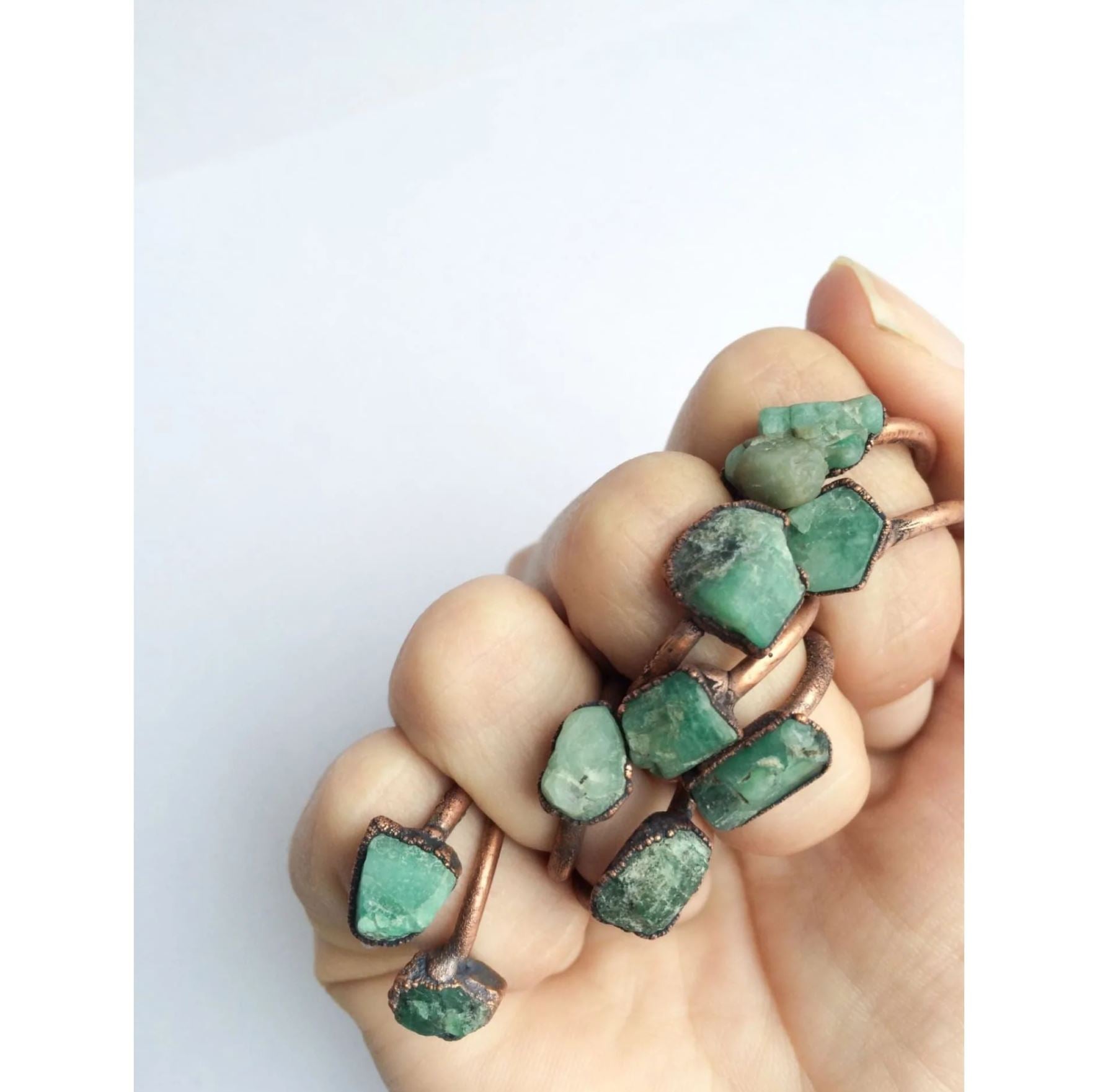 Natural Rough Emerald Crystal Ring for Women - Handmade Sterling Silver Boho Jewelry - Perfect for Healing, Meditation & Spiritual Gifts
