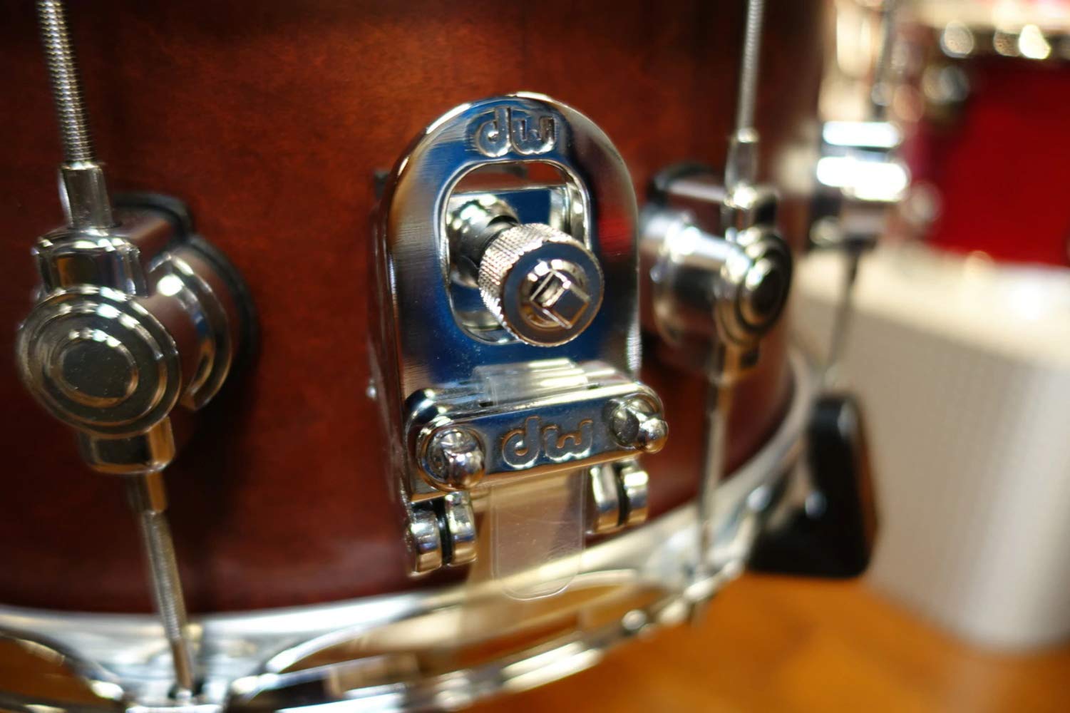DW Performance Series Snare Drum 6.5x14 Inch Tobacco Satin Oil Finish - Professional Grade Drum for Live Performances & Studio Recording