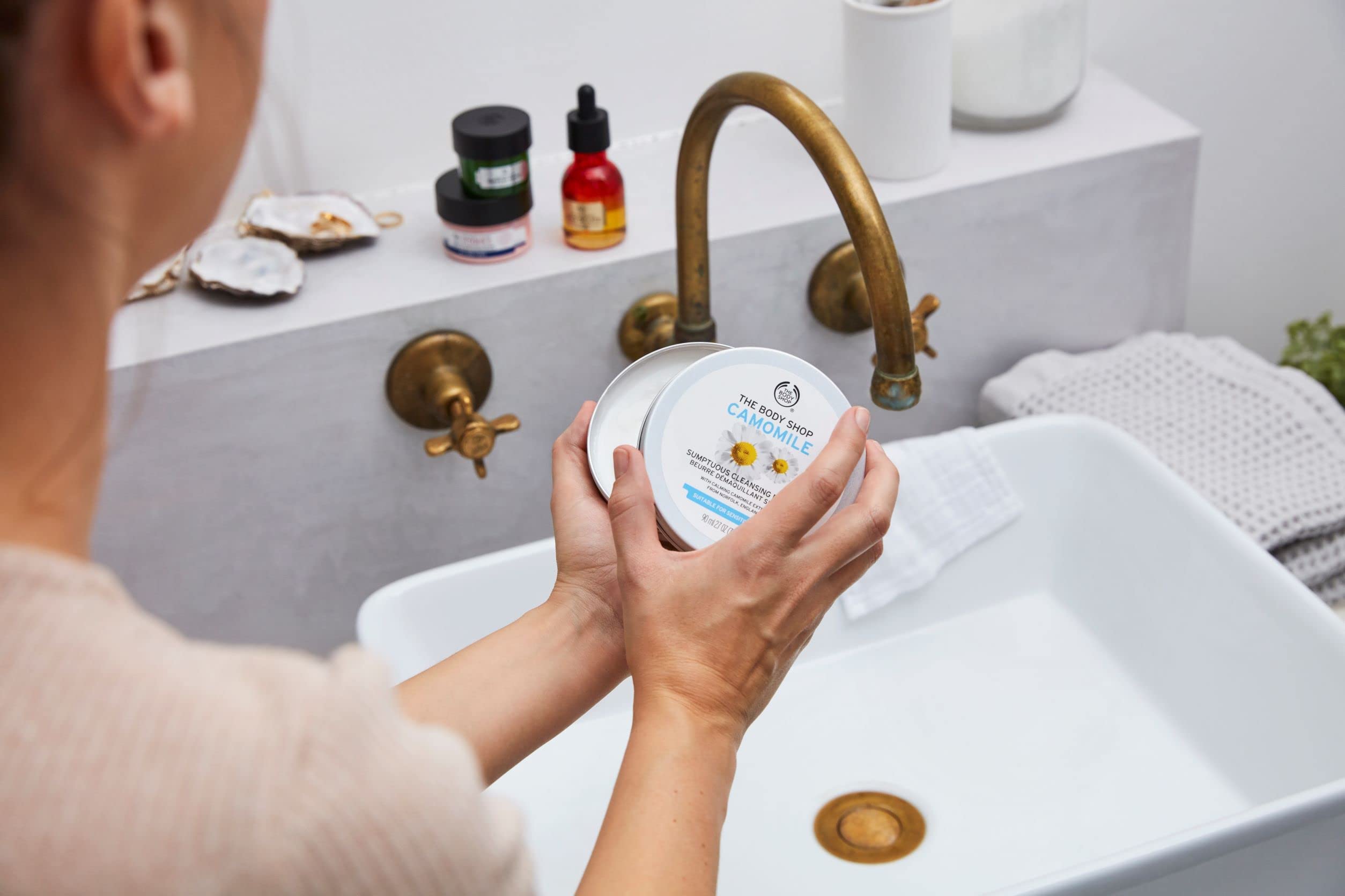 The Body Shop Camomile Sumptuous Cleansing Butter - 2.7 Oz / 80ml - Gentle Makeup Remover & Deep Cleanser for Sensitive Skin - Perfect for Nighttime Skincare Routine & Travel Essentials