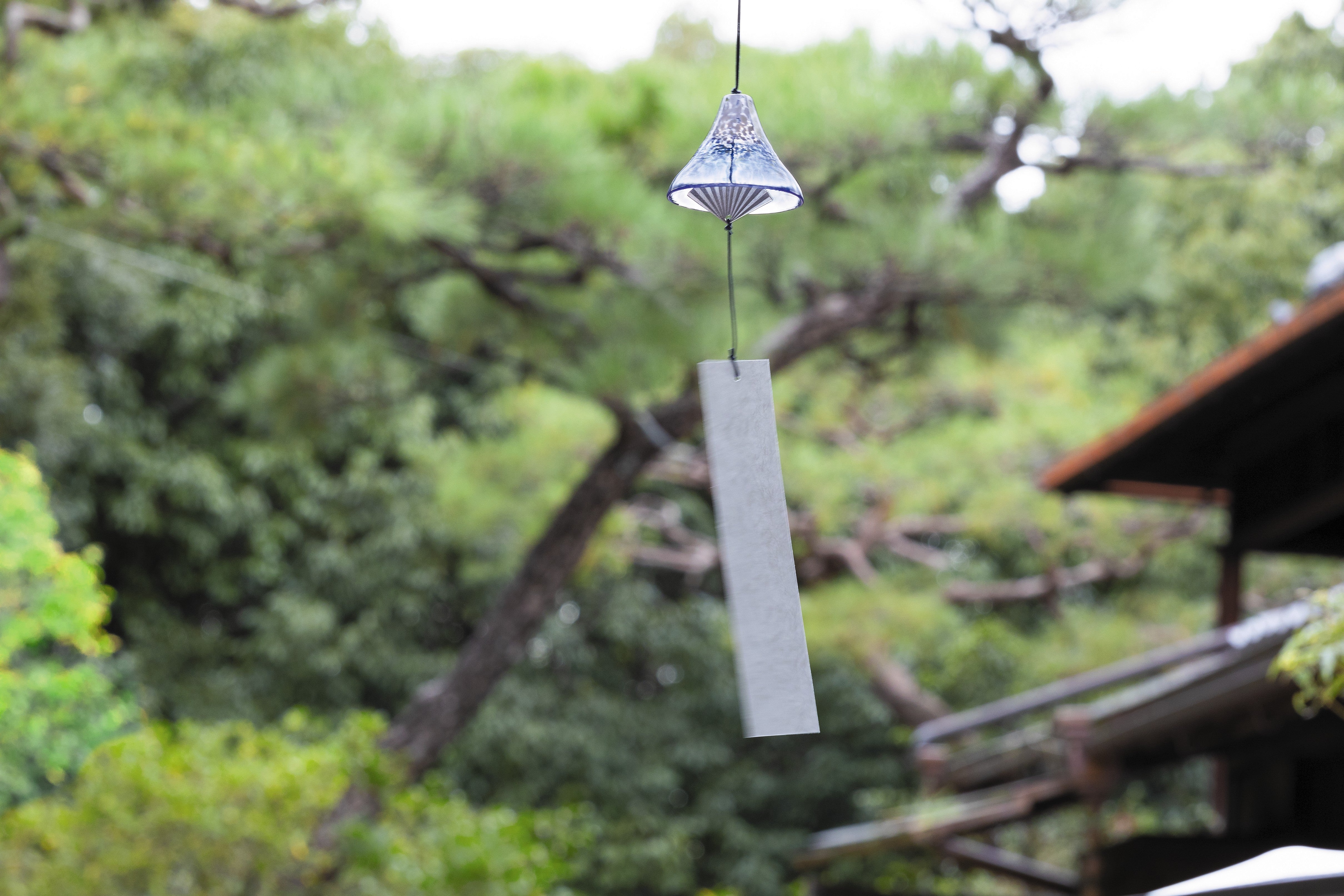 Premium Japanese Wind Chime with Mt. Fuji Design - Handcrafted Traditional Feng Ling for Outdoor Garden, Patio & Home Decor - Soothing Wind Bell for Relaxation & Zen Atmosphere