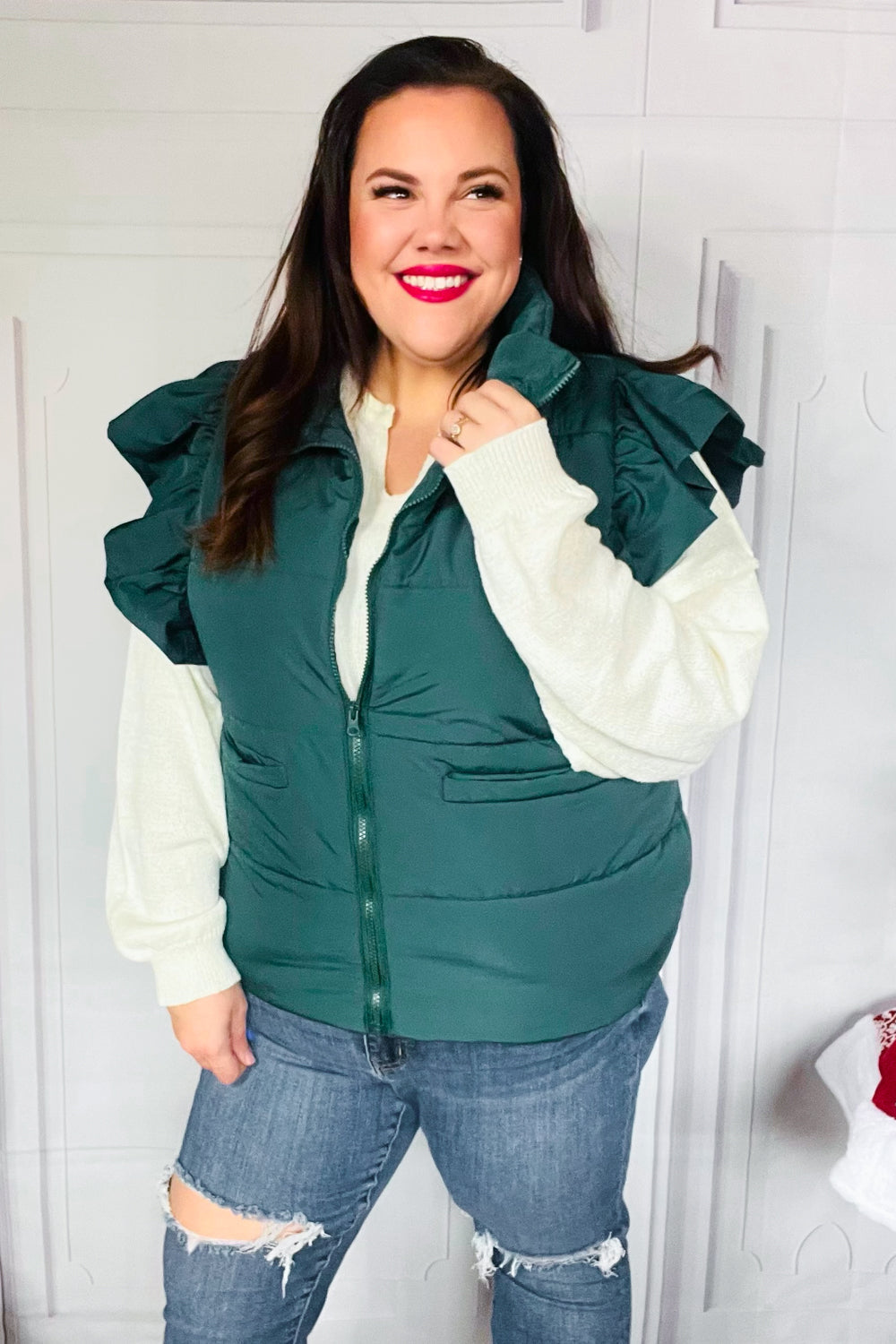 Stylish Hunter Green Quilted Puffer Vest with Ruffle Sleeves & Zipper - Perfect for Winter Fashion, Outdoor Activities & Holiday Outfits
