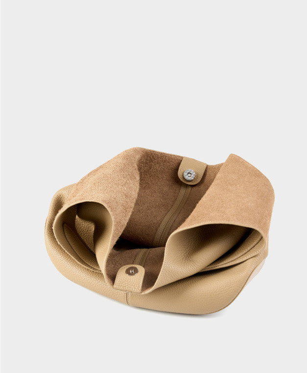 Stylish and Lightweight Shoulder Bag for Women - Perfect for Work, Travel, and Everyday Use