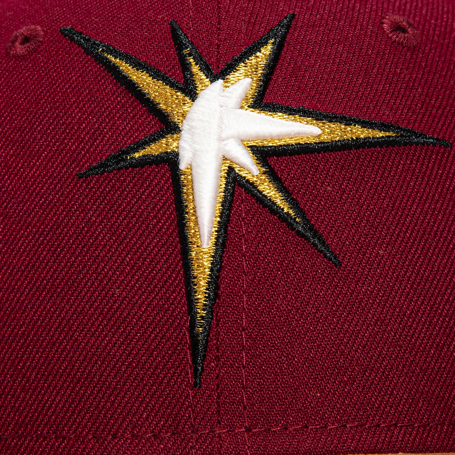 New Era 59Fifty Tampa Bay Rays 20th Anniversary Patch Alternate Baseball Cap - Cardinal & Khaki | MLB Fan Gear for Games & Casual Wear