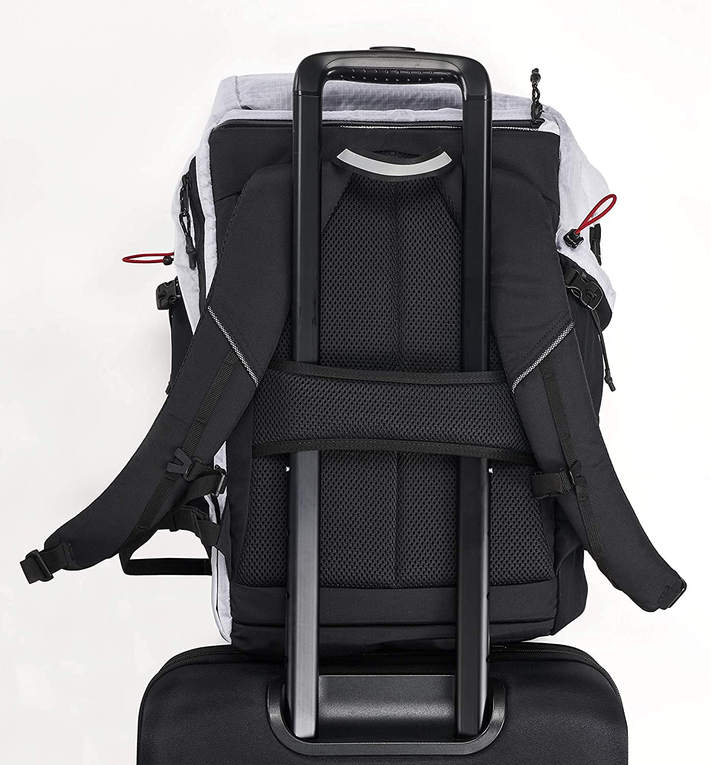 OGIO Fuse 25L Roll Top Lightweight Backpack - Waterproof Travel & Hiking Daypack for Men & Women - Perfect for Commuting, Gym & Outdoor Adventures