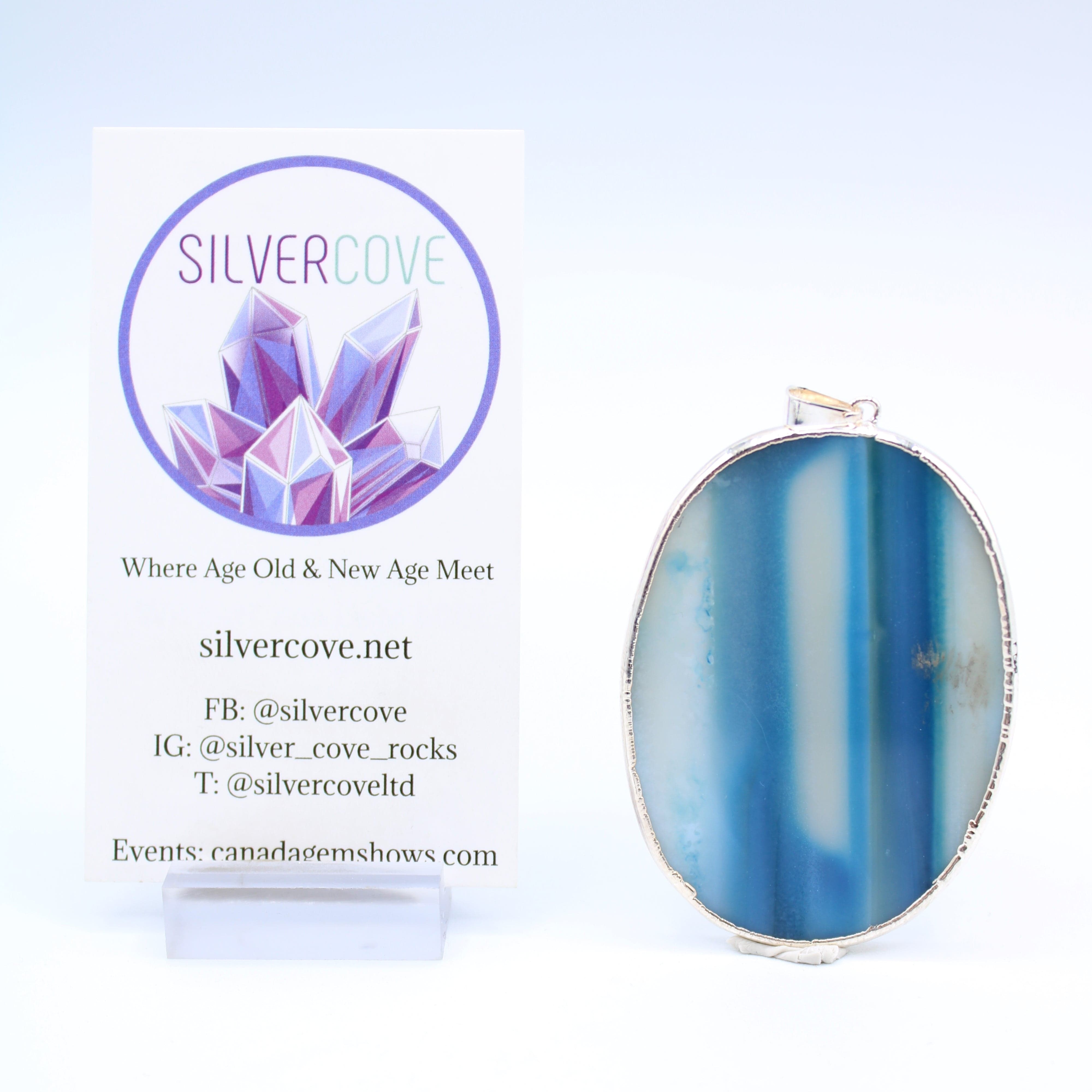 Natural Agate Slice Pendant Necklace - Healing Crystal Jewelry for Women, Boho Chic Accessory - Perfect for Meditation, Yoga & Spiritual Gifts