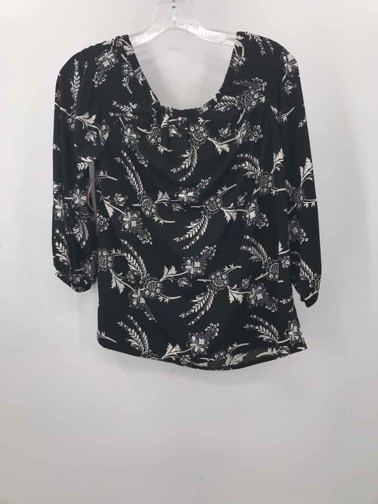 Pre-Owned Ann Taylor Black Medium Size Printed Off-Shoulder Blouse - Perfect for Work, Date Night & Casual Outings