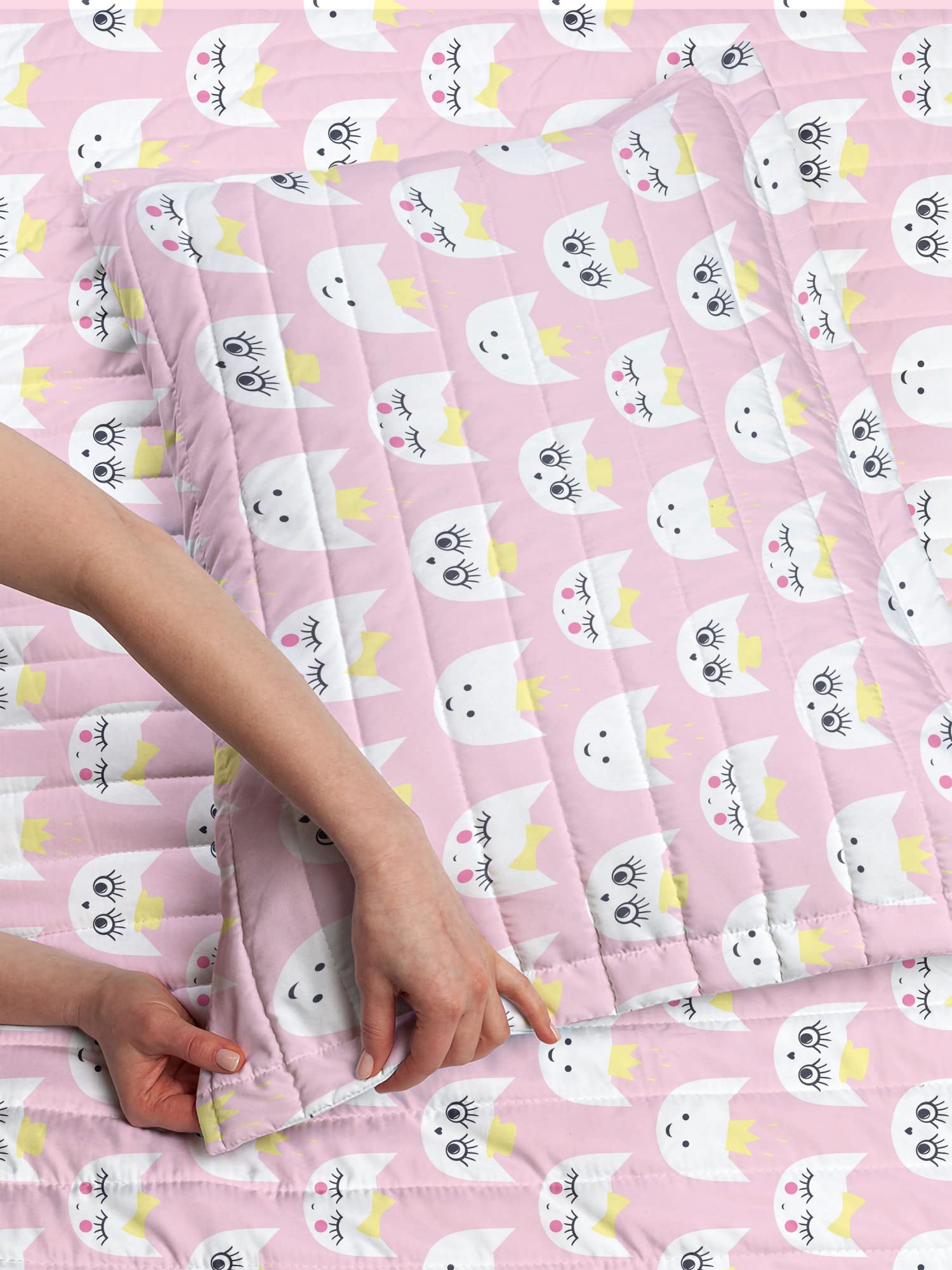 Lunarable Cat Microfiber Bedspread Set - Cartoon Kitty with Crown & Hat Design, Soft Twin Size Bedding Set with Pillow Sham & Comforter in Pale Pink & White | Perfect for Teen Girls' Room Decor, Cozy Bedroom Makeover, and Cat Lover Gift Ideas