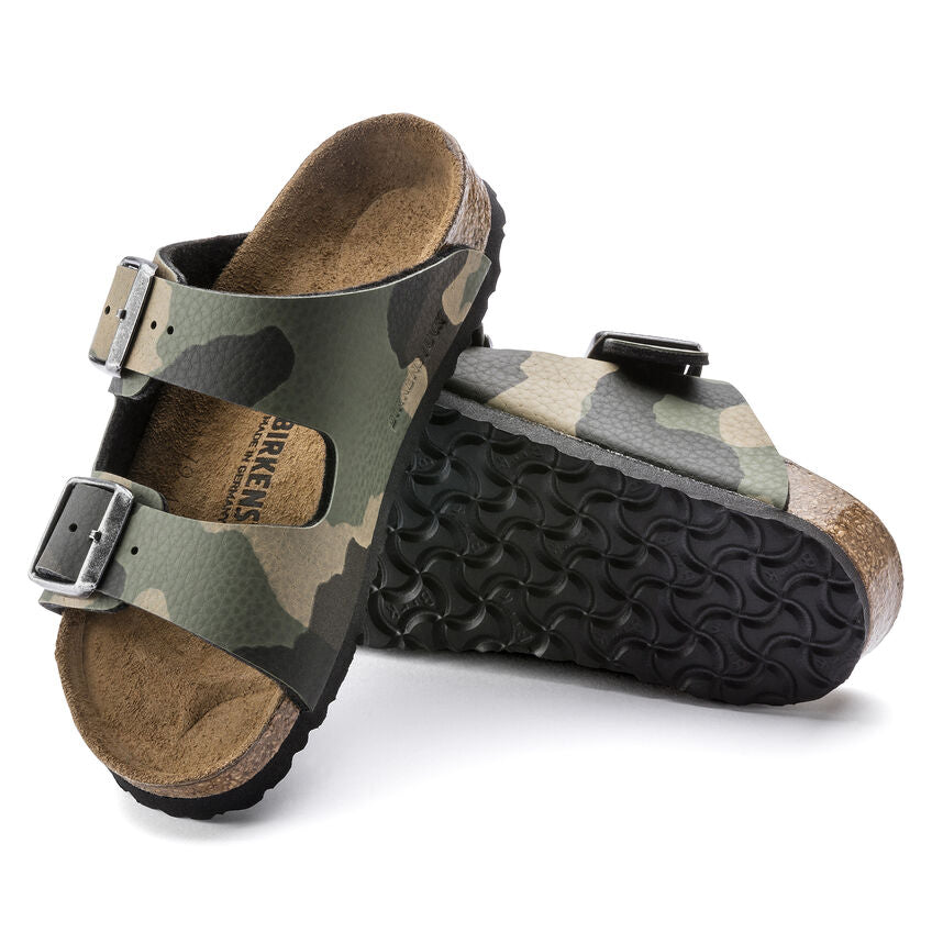 Birkenstock Arizona Kids Sandals - Birko-Flor Camo Desert Soil Khaki | Comfortable & Durable Footwear for Boys & Girls | Perfect for Summer, Beach & Outdoor Activities