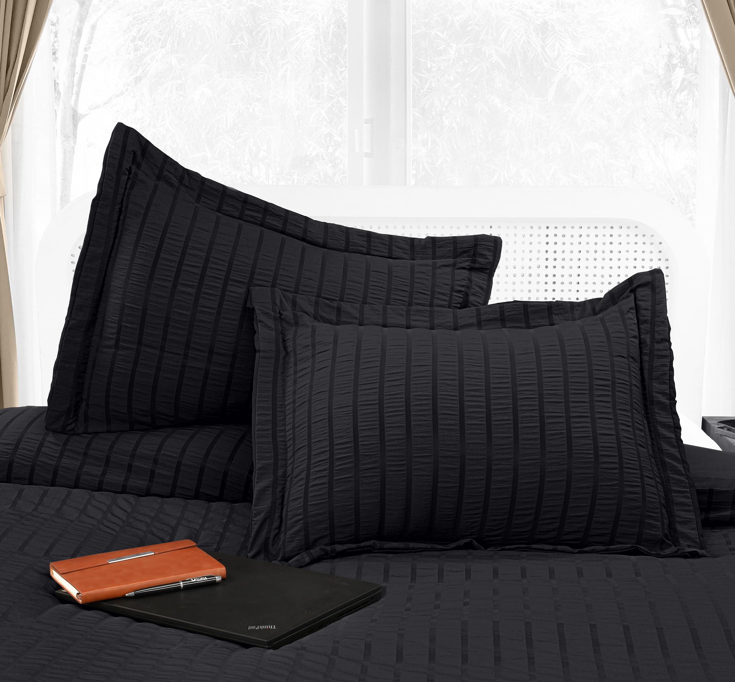 Utopia Bedding Queen Size Duvet Cover Set - 3PC Seersucker Comforter Cover with Zipper Closure & 2 Pillow Shams - Soft Brushed Microfiber 90x90 Inches (Black) - Perfect for Bedroom, Guest Room & Hotel Use - Comforter Not Included