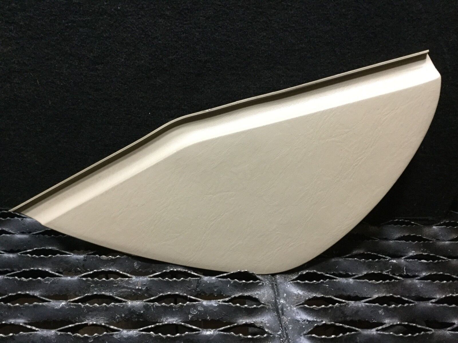 Genuine OEM Ford Escape Left Dash End Cap Cover - Tan (Fits 2001-2007 Models) - Perfect for Interior Repair & Customization