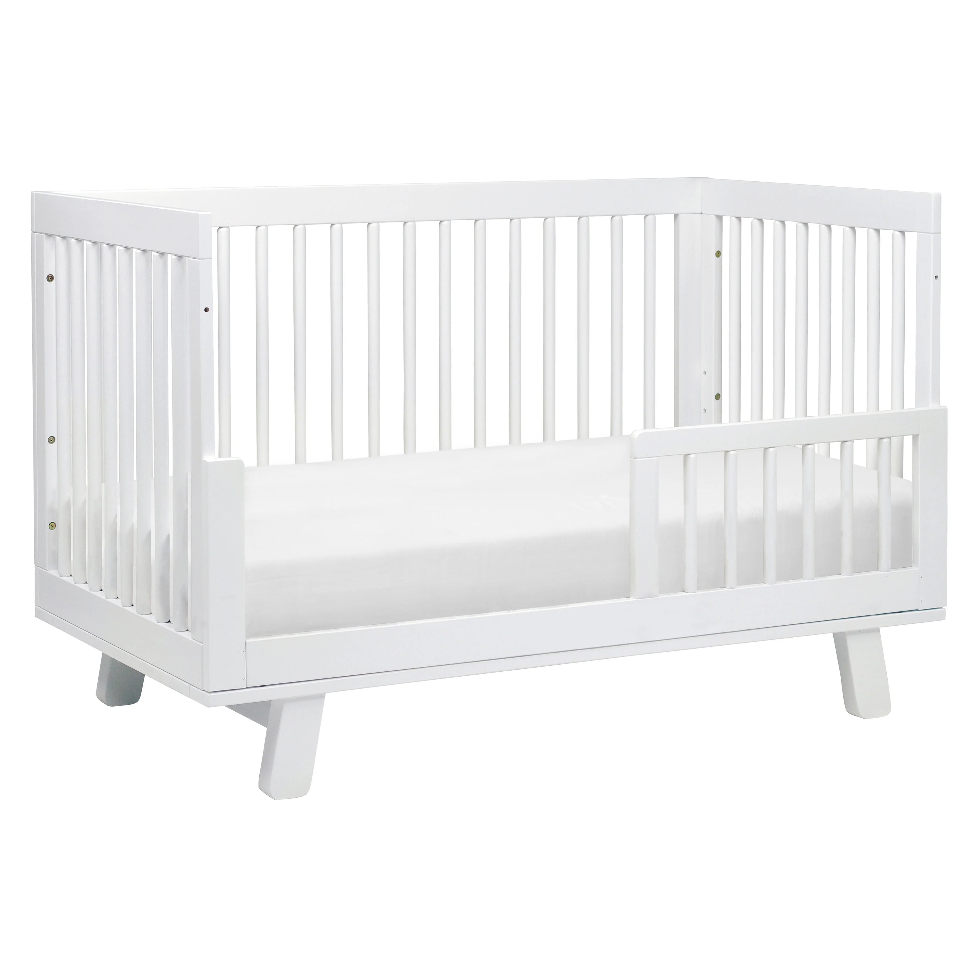 Hudson 3-in-1 Convertible Baby Crib with Toddler Bed Conversion Kit - White Nursery Furniture for Newborn to Toddler - Perfect for Nursery, Bedroom & Daycare Use