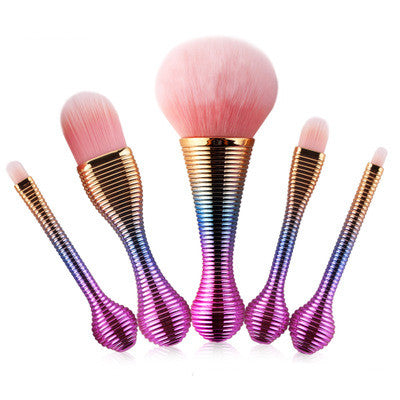 5-Piece Professional Makeup Brush Set for Foundation, Blending, Contouring - Perfect for Everyday Makeup & Travel