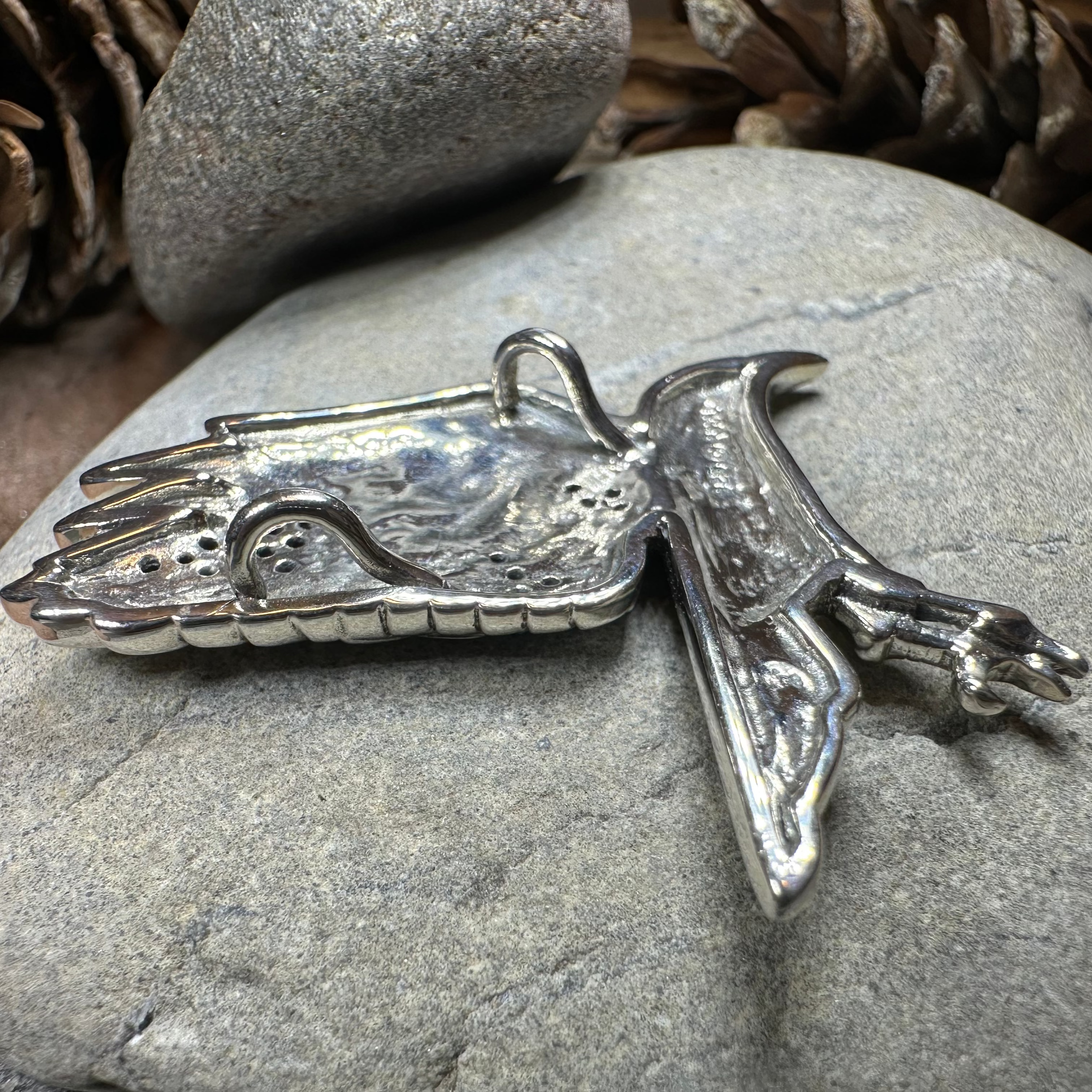 Celtic Raven Necklace - Ashild Viking Jewelry for Women, Handmade Norse Pagan Pendant with Adjustable Chain - Perfect for LARP, Cosplay, and Medieval Fashion
