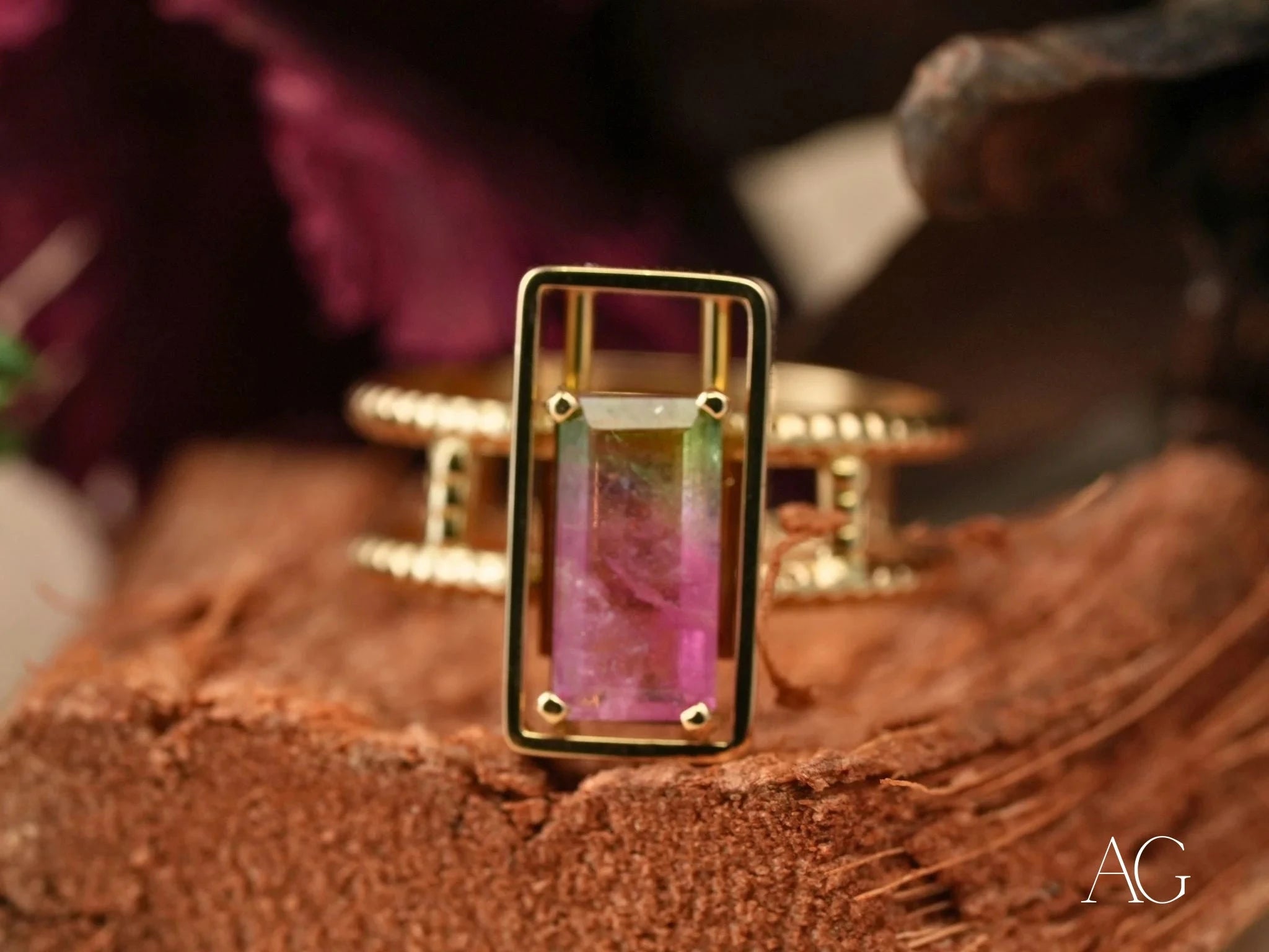 18K Yellow Gold Bi-Color Pink & Green Tourmaline Harmony Stone Ring | Elegant Gemstone Jewelry for Women | Perfect for Weddings, Anniversaries & Special Occasions