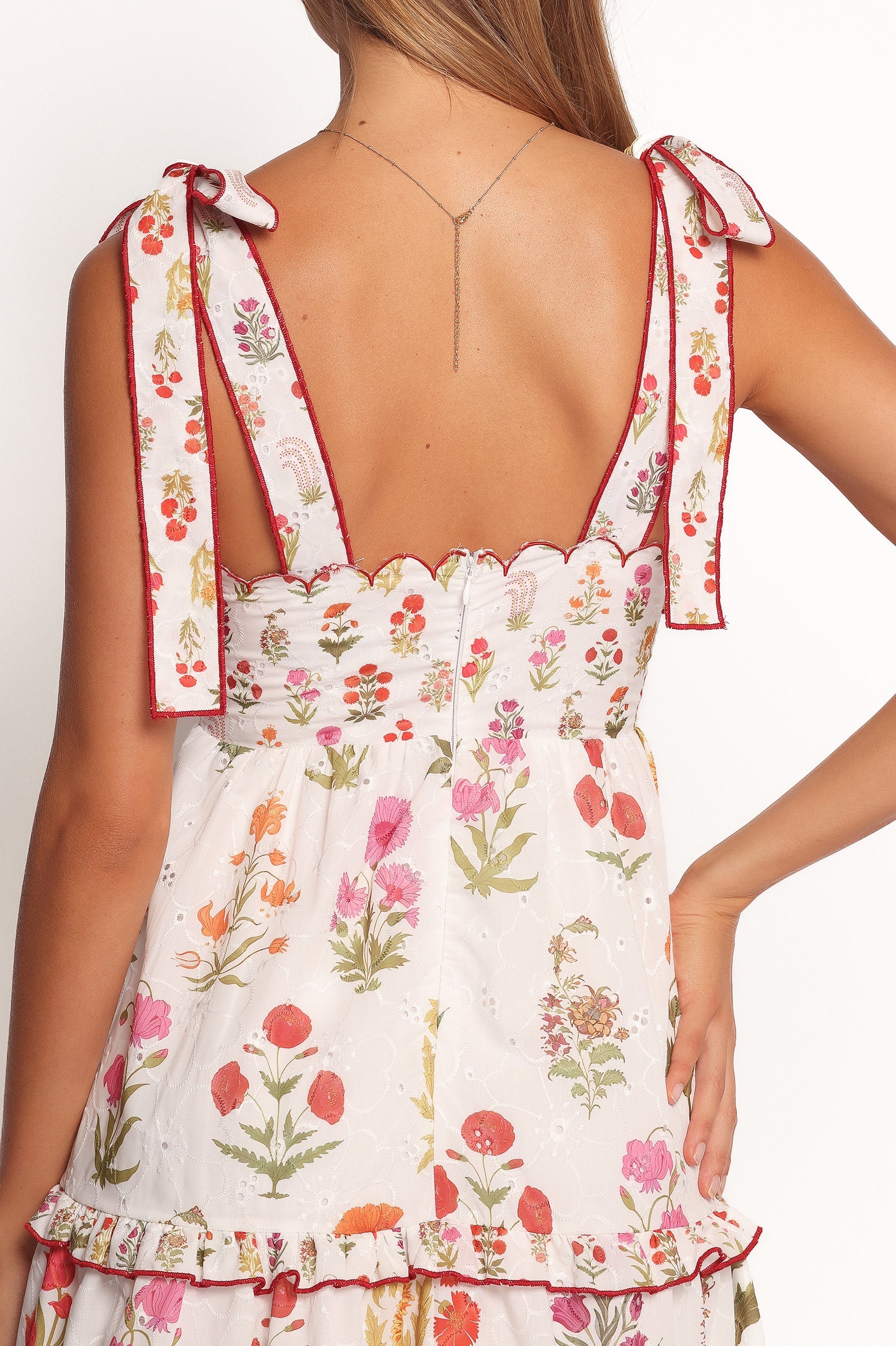Aurelia Maxi Dress - White Floral Print Summer Dress for Women | Elegant Beach Wedding Party Wear | Perfect for Vacations, Dates & Special Occasions