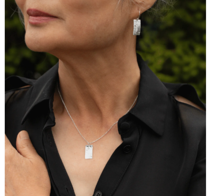 Radiant Petra Pendant Necklace - Elegant Crystal Jewelry for Women, Perfect for Parties, Weddings & Special Occasions