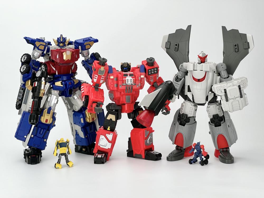 Fans Hobby Master Builder MB-22 Sky Flame Transformers Action Figure - Collectible Robot Toy for Display & Play - Perfect for Gifts, Collections & Battle Scenes