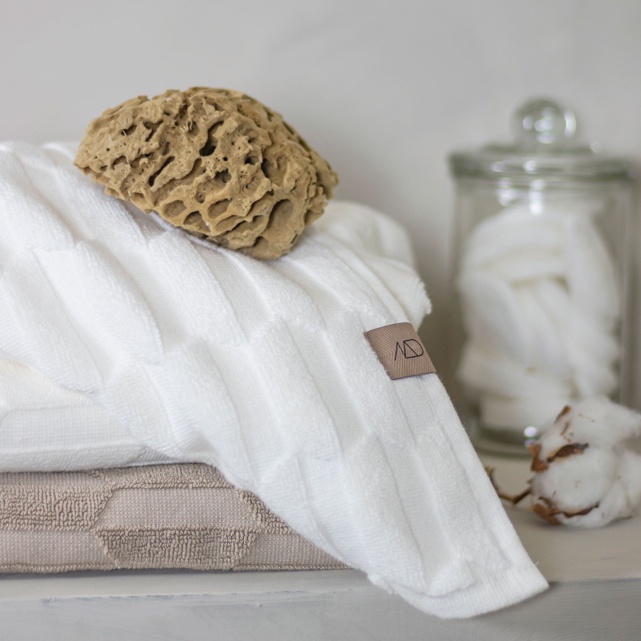 METTE DITMER Organic Cotton Geo Hand Towel Set - 2 Pack, 35x55cm, Off White - Soft Bath & Kitchen Towels for Spa, Gym & Guest Bathrooms