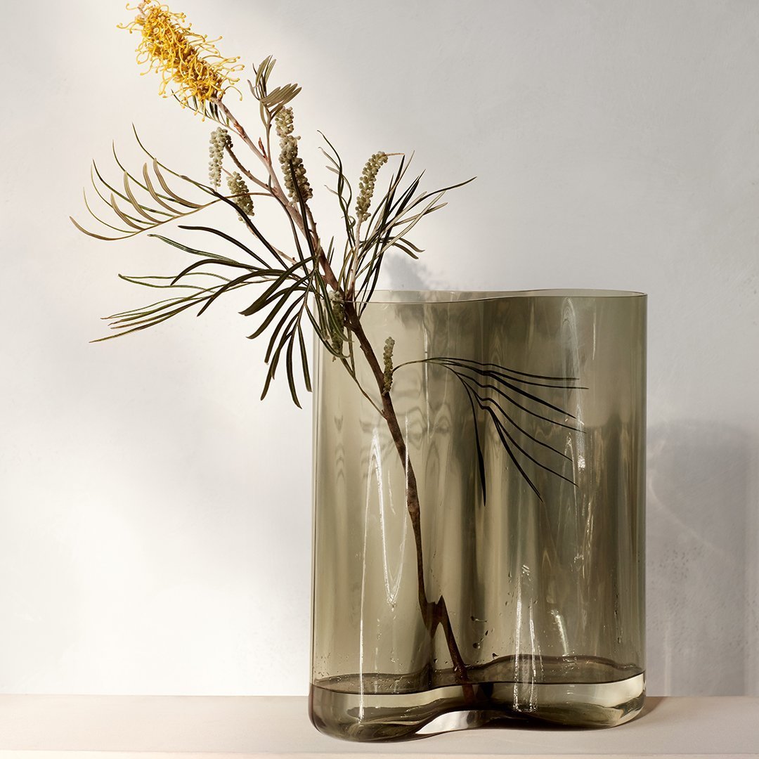 Gabriel Tan AER Vase - Modern Minimalist Ceramic Vase for Home Decor, Office & Wedding Centerpiece - Perfect for Flowers, Plants & Interior Design