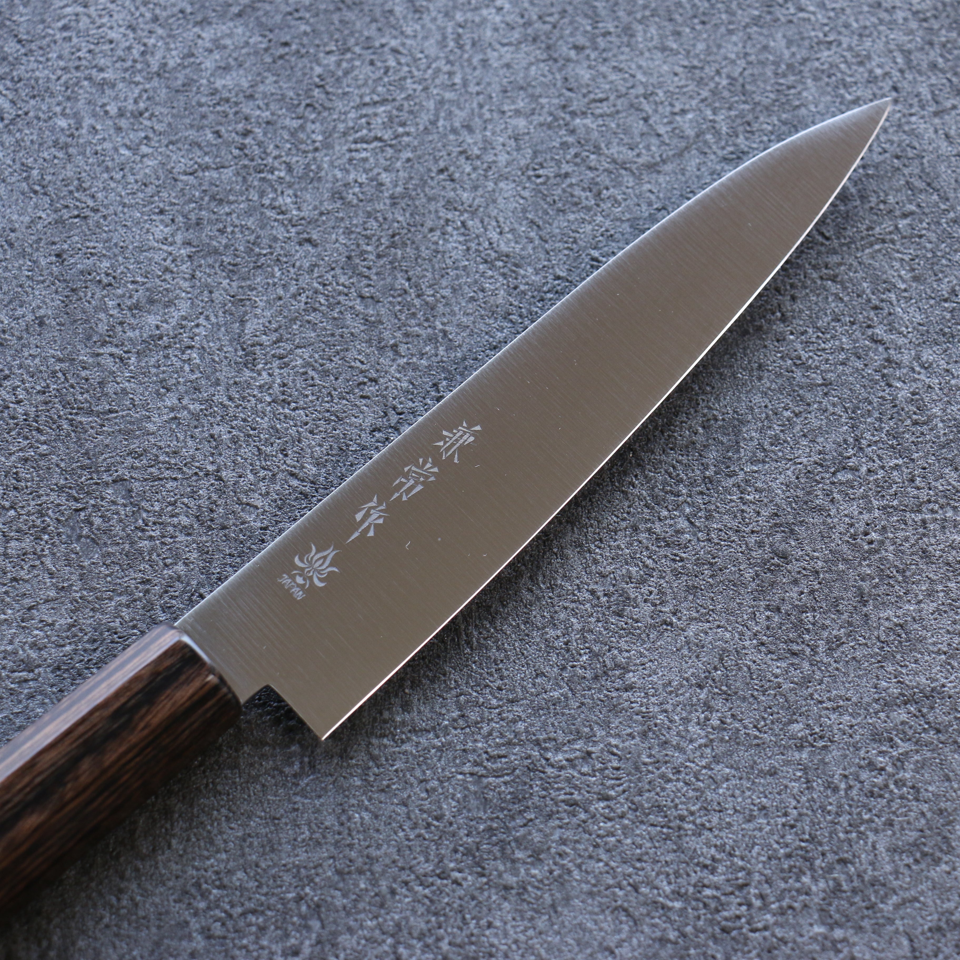 Kanetsune Ichizu VG10 Stainless Steel Petty Utility Knife 135mm - Brown Pakka Wood Handle - Perfect for Slicing Fruits, Vegetables & Small Kitchen Tasks