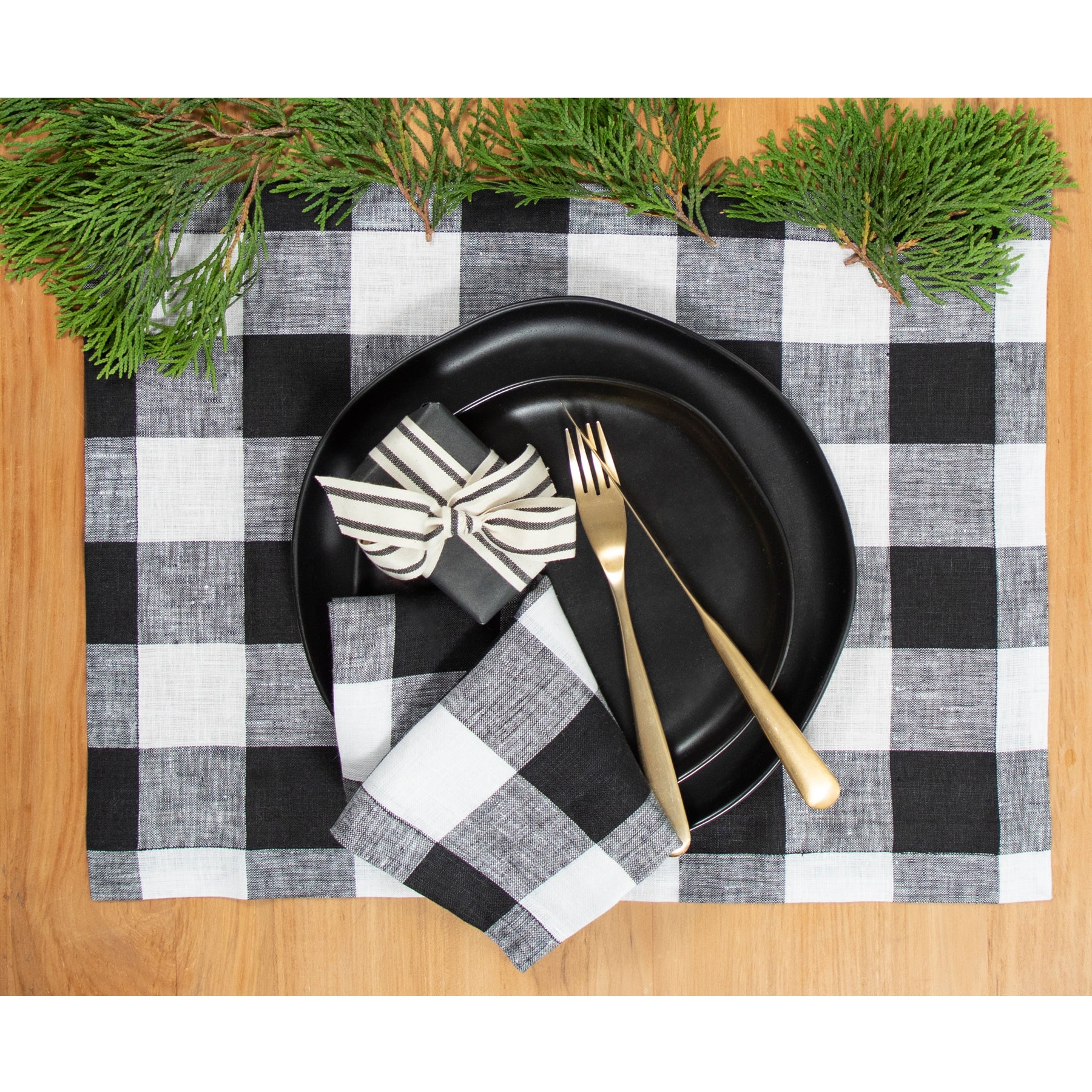 Buffalo Check Cotton Placemats Set of 4 - Rustic Farmhouse Table Decor for Dining Room, Kitchen, and Holiday Gatherings