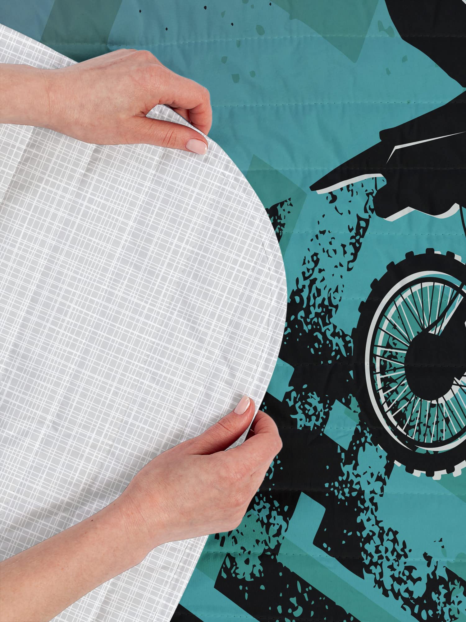 Ambesonne Reversible Dirt Bike Bedspread Set - Extreme Sports Stunt Racer Silhouette Design with Grunge Arrows | Microfiber Comforter & Pillow Shams | King Size Bedding in Teal, Pale Blue & Black | Perfect for Motorcycle Enthusiasts' Bedrooms & Man Caves