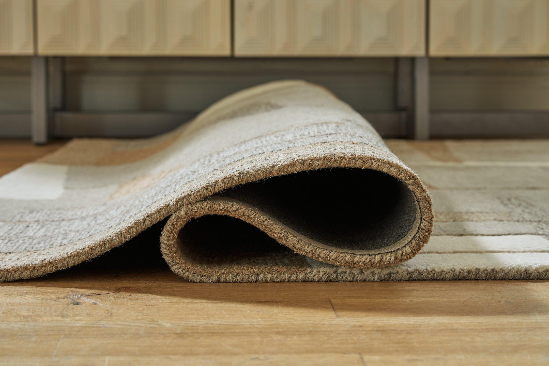 Premium Abbotton Rug - Soft & Durable Non-Slip Area Rug for Living Room, Bedroom, or Office - Perfect for Home Decor & Comfort
