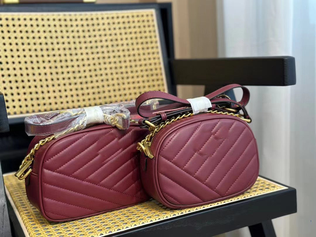 Cozy Slippers and Matching Tote Bag Set - Soft Indoor/Outdoor House Shoes with Stylish Carry Bag for Women & Men - Perfect for Home, Travel, Gym & Beach Use