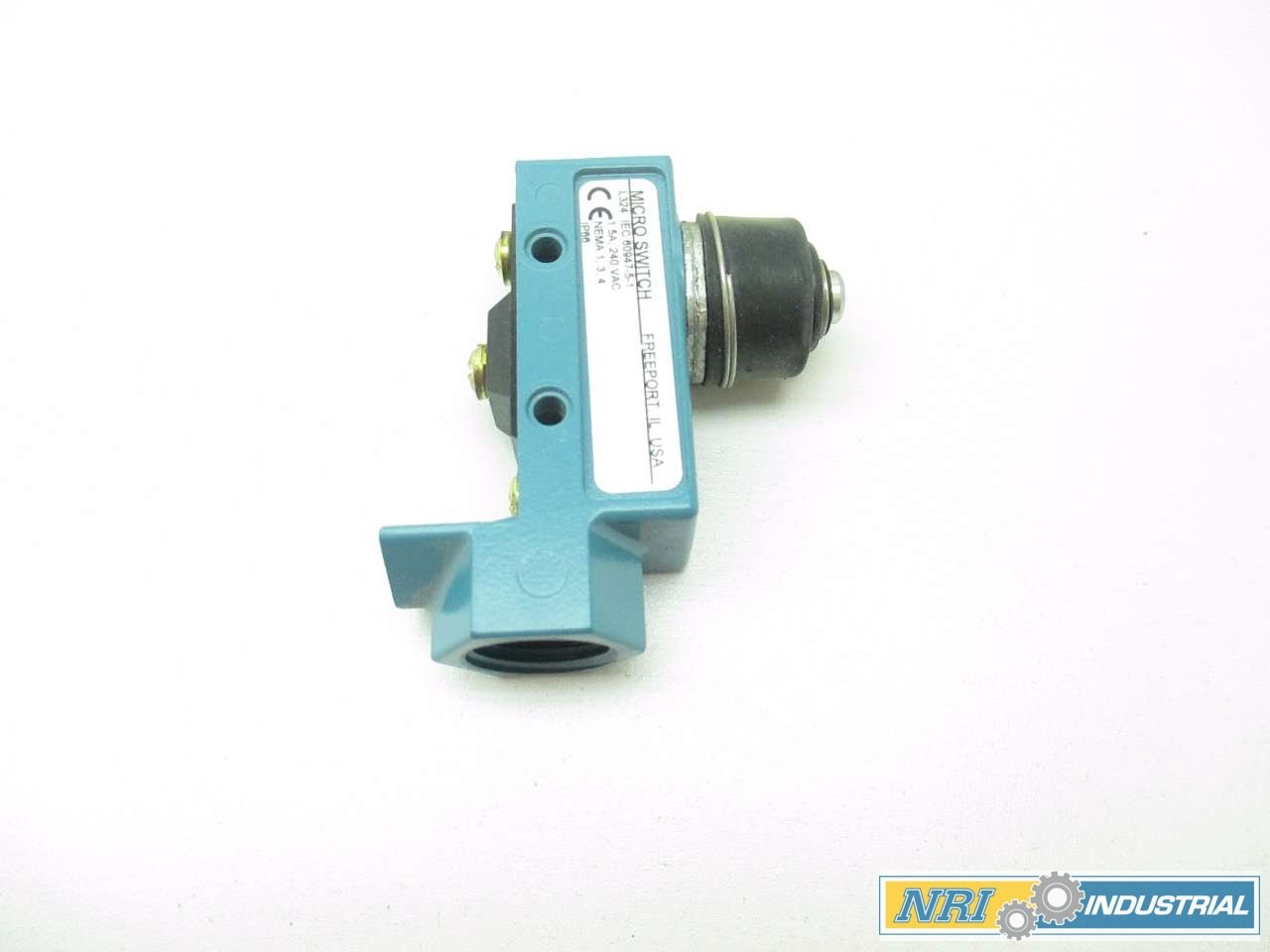 Honeywell BZE6-2RN Micro Switch 240V AC 1.5A Limit Switch D498763 - Perfect for Industrial Automation, HVAC Systems, and Appliance Safety Controls