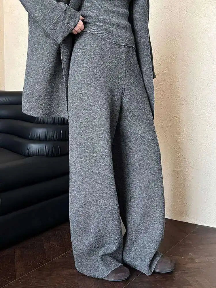 2025 Women's Fashion Big Size Sweater Wide Leg Pants Three Piece Suit - V Neck Long Sleeve Outfit for Spring & Autumn | Plus Size Office Wear, Casual Chic Look