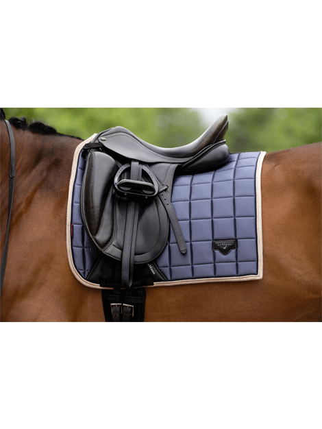 Premium Loire Dressage Saddle Square by LeMieux - Comfortable & Durable Equestrian Saddle for Dressage Training & Competition - Perfect for Professional Riders & Horse Shows