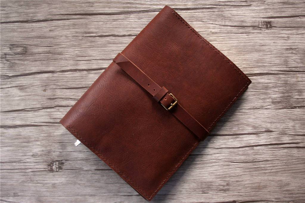 Handmade Engraved Genuine Leather Binder Folder for Men - Premium Office Organizer, Business Document Holder, Gift for Professionals & Executives - Perfect for Meetings, Presentations & Corporate Gifting