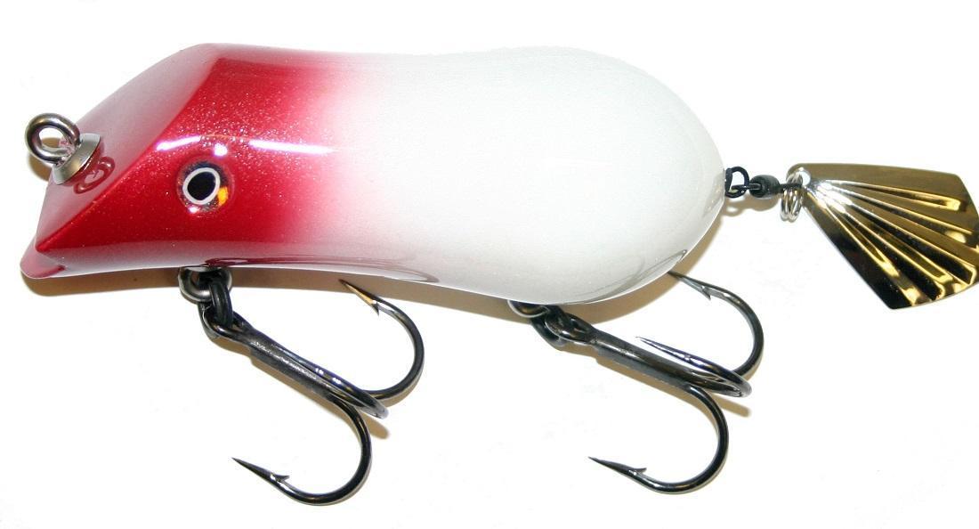 Premium Musky Rat Flaptail Surface Bait Lure for Catfish Fishing - Ideal for Freshwater Bass and Pike Fishing