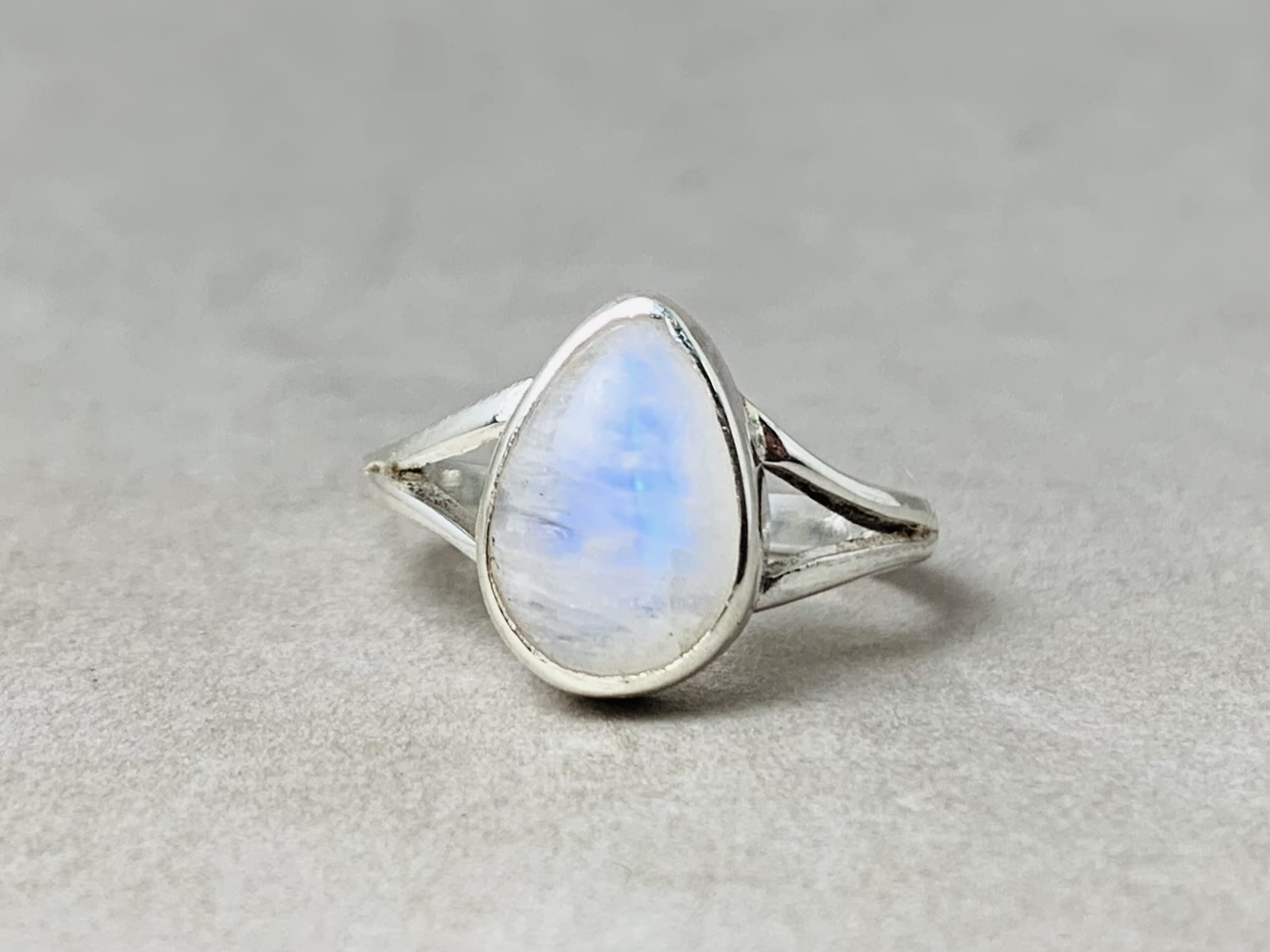 925 Sterling Silver Rainbow Moonstone Ring – Handmade Pear Cut Blue Fire Moonstone Jewelry for Women, Everyday Wear & Gift Giving (Size E 1/2) | Perfect for Weddings, Anniversaries & Boho Fashion