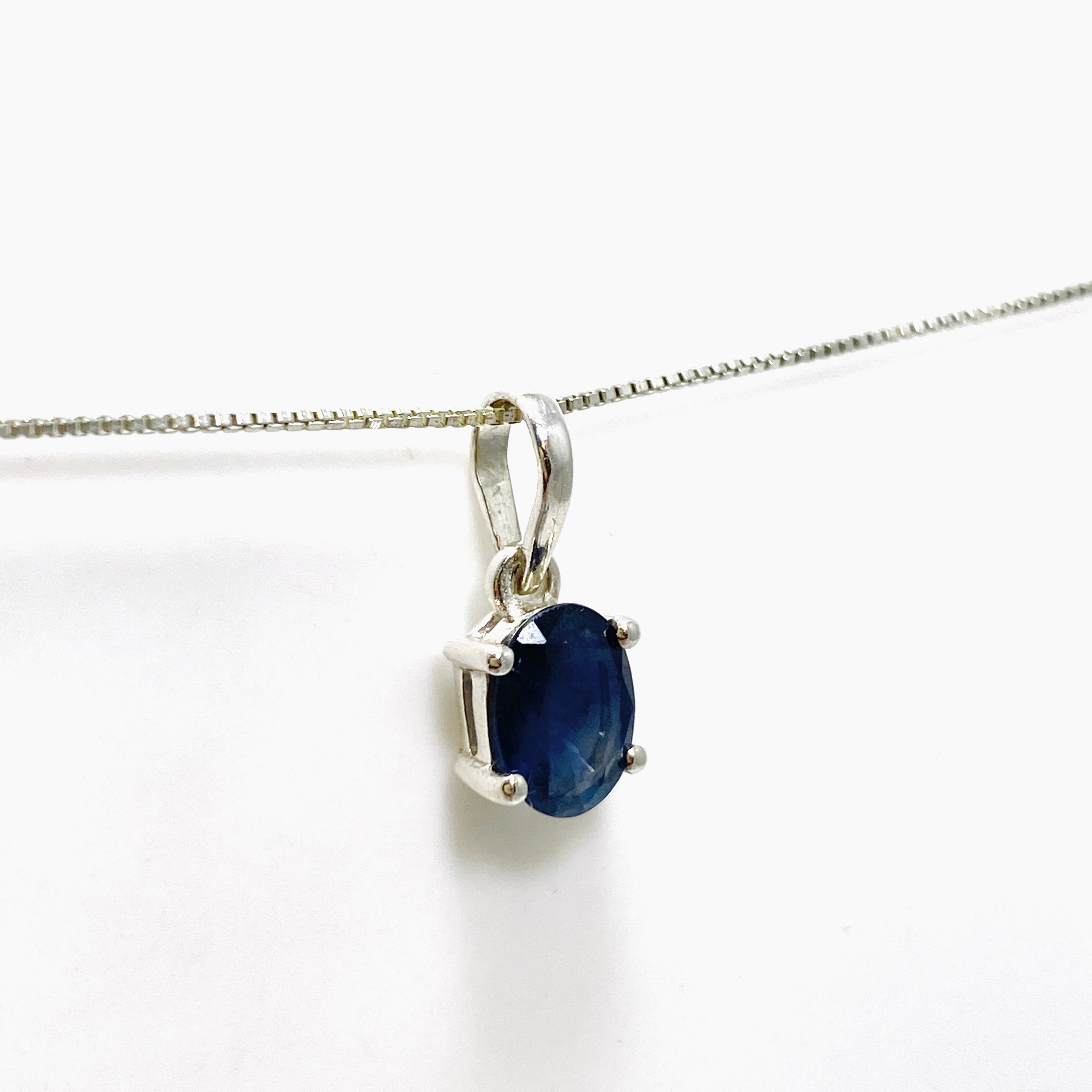Elegant Sapphire Oval Faceted Pendant Necklace - PPGJ976 - Perfect for Weddings, Anniversaries & Special Occasions