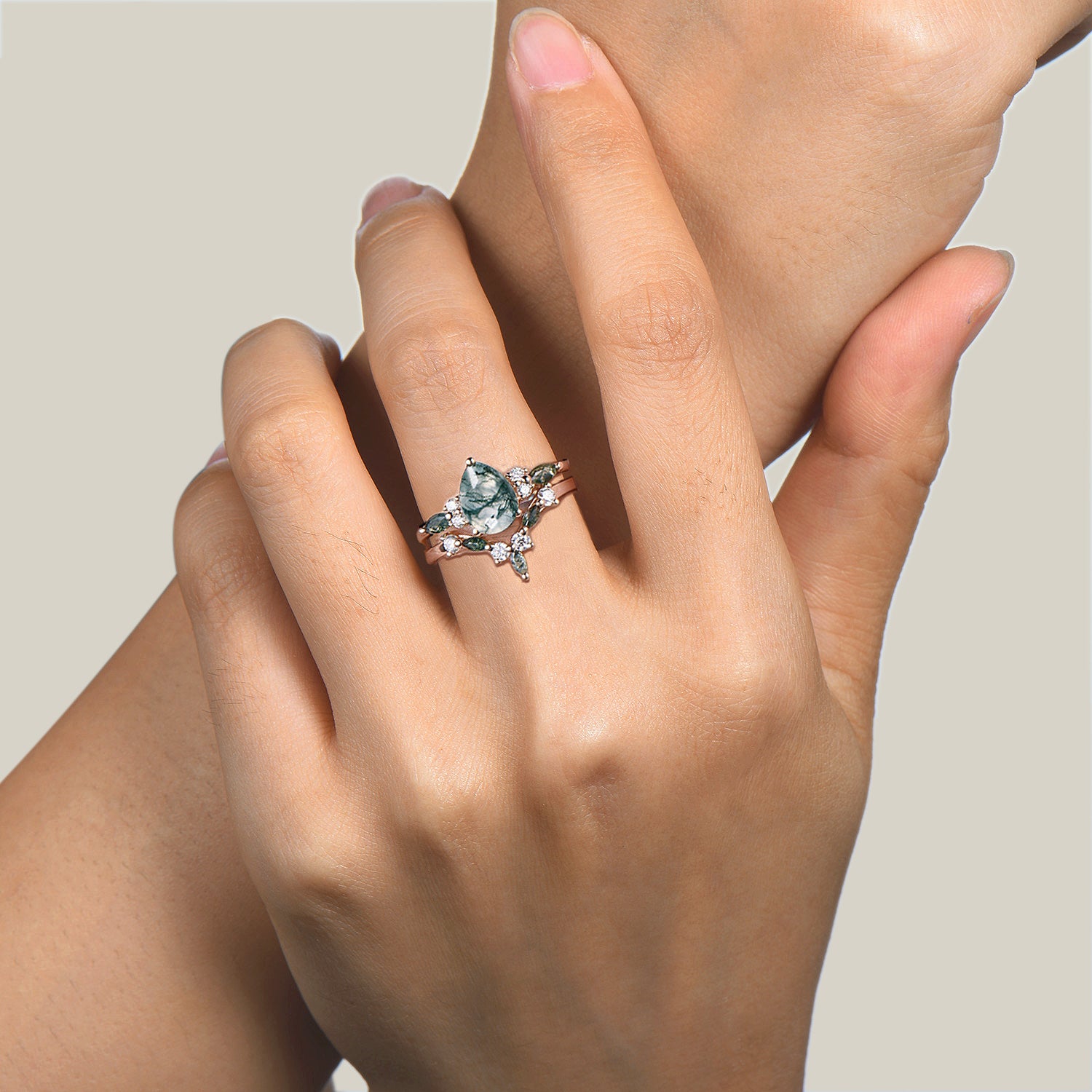 Natural Moss Agate Bridal Ring 14k Rose Gold Diamond Pear Wedding Ring – Elegant Engagement Jewelry for Brides, Nature-Inspired Wedding Band for Outdoor & Boho Ceremonies