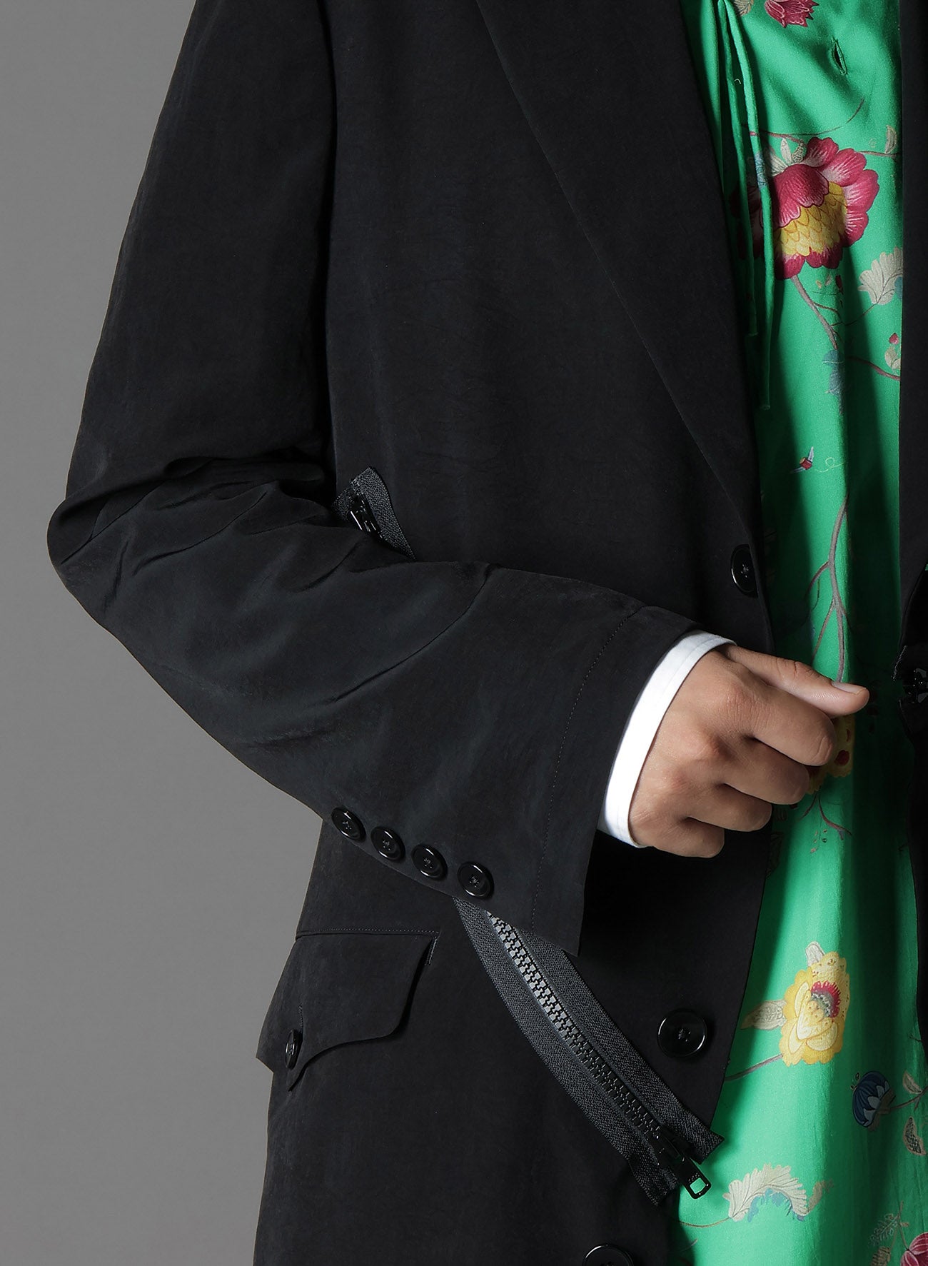 Stylish Crepe de Chine Front Zip Jacket for Women - Lightweight & Elegant Outerwear for Office, Travel & Casual Wear